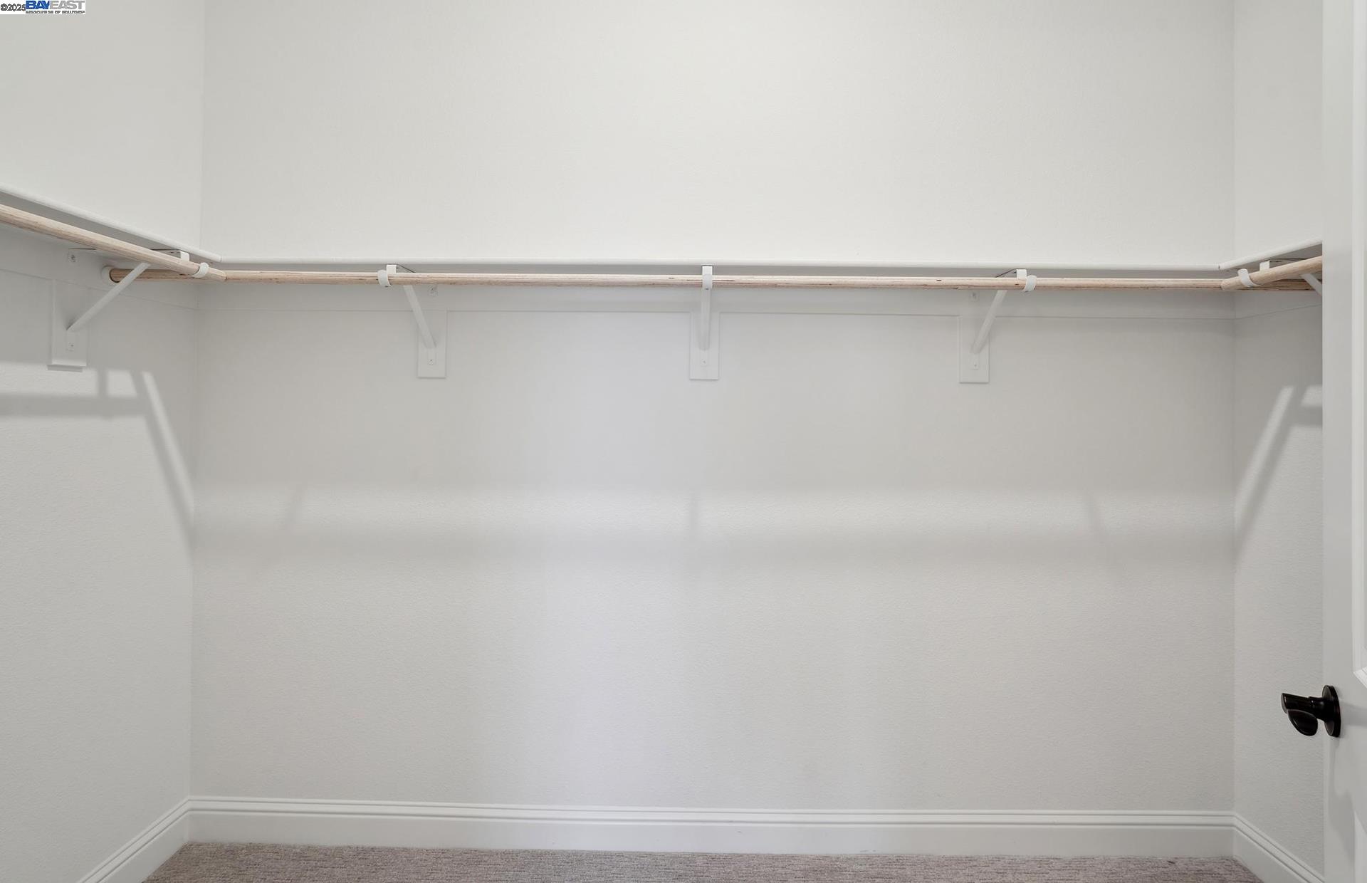 Detail Gallery Image 8 of 11 For 17642 Brightwood Avenue, Lathrop,  CA 95330 - 2 Beds | 2 Baths