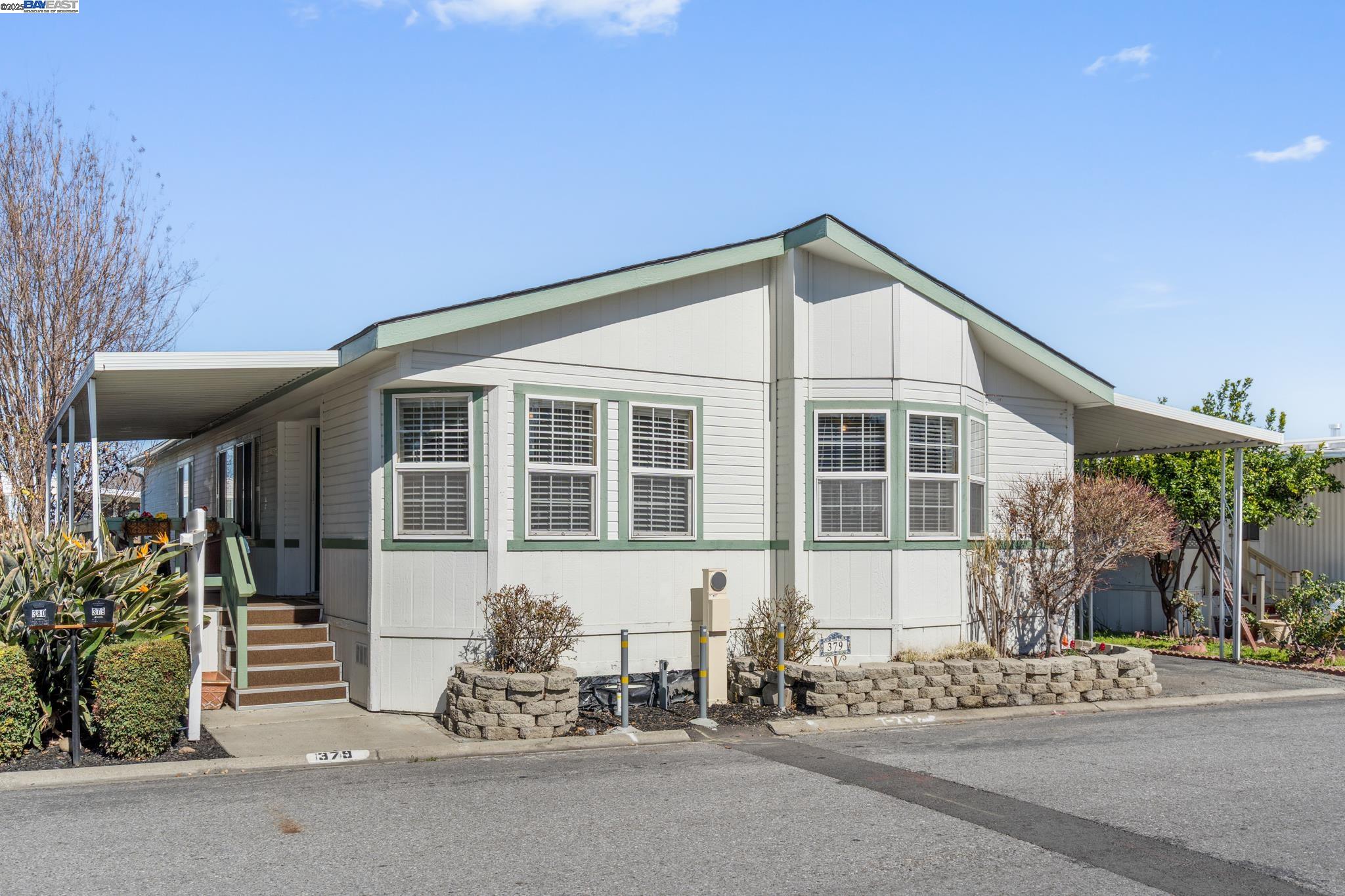 Detail Gallery Image 1 of 1 For 1085 Tasman Dr #379 Spc 379,  Sunnyvale,  CA 94089 - 3 Beds | 2 Baths