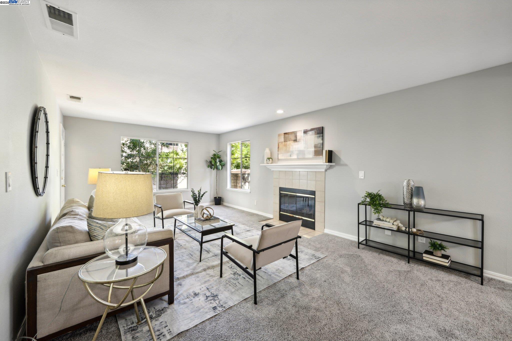 Detail Gallery Image 1 of 1 For 22530 3rd St #107,  Hayward,  CA 94541 - 3 Beds | 2 Baths