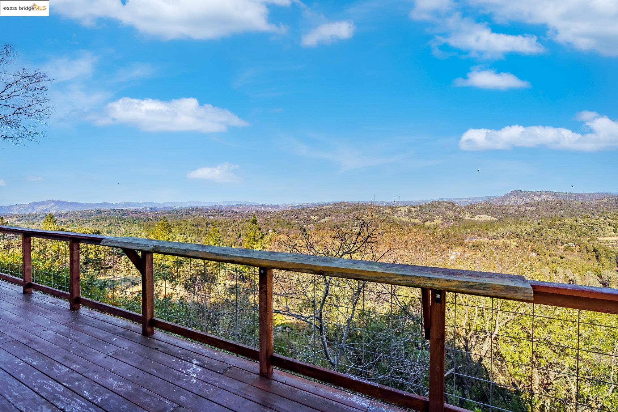 Detail Gallery Image 4 of 31 For 22288 Gunsight Rd., Columbia,  CA 95310 - 2 Beds | 1 Baths