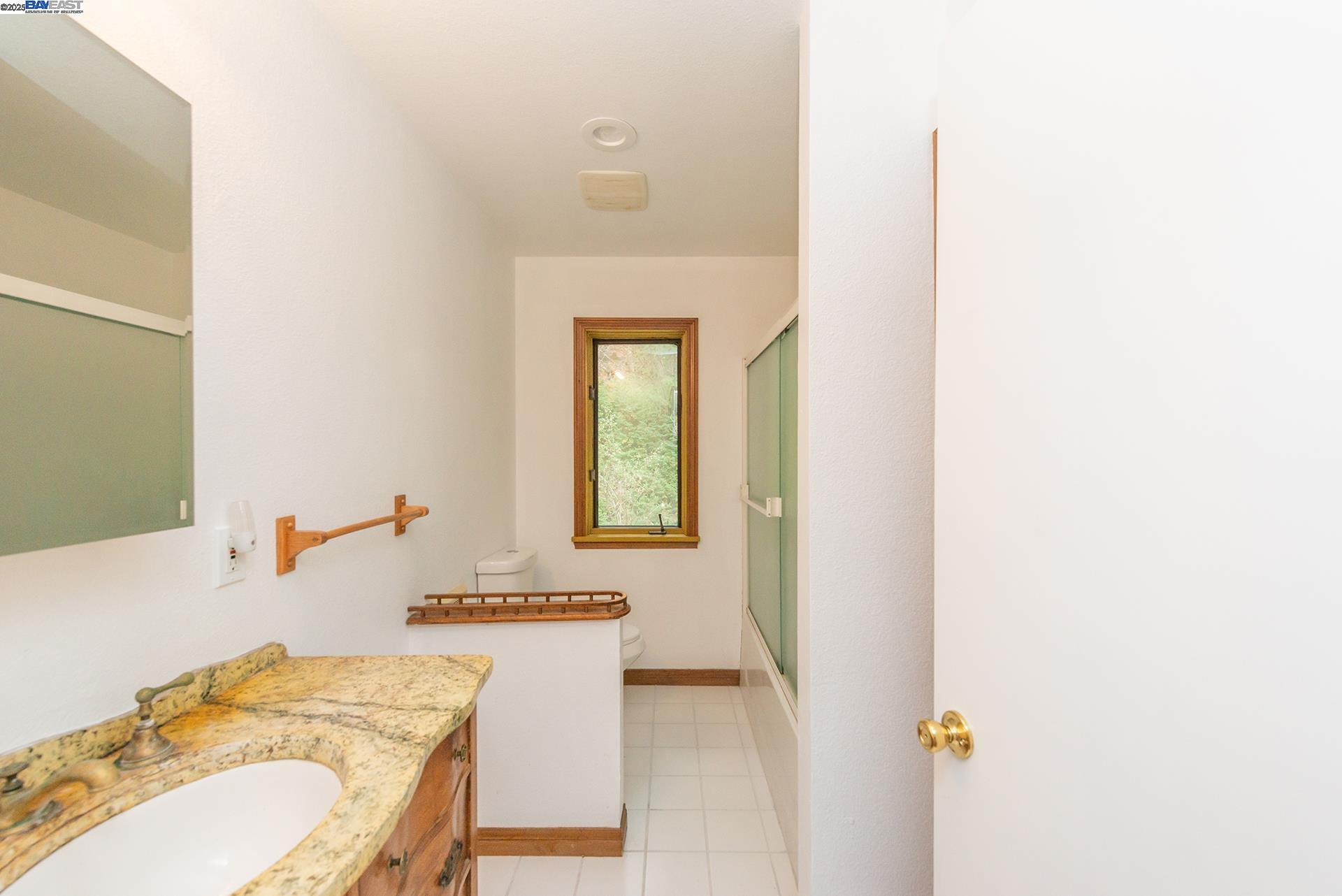Detail Gallery Image 11 of 49 For 540 Lost Bridge Rd, Lewiston,  CA 96052 - 2 Beds | 2 Baths