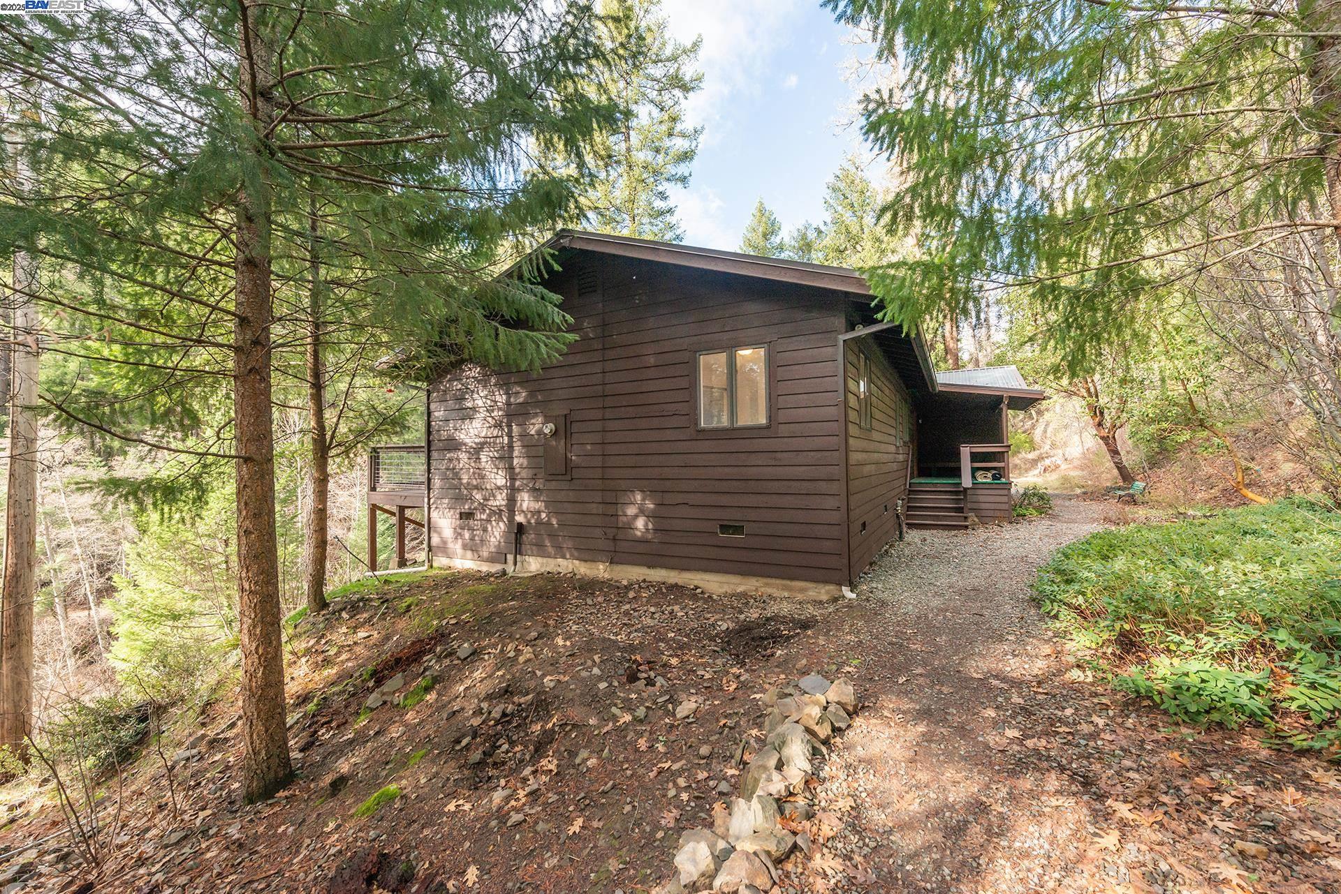 Detail Gallery Image 34 of 49 For 540 Lost Bridge Rd, Lewiston,  CA 96052 - 2 Beds | 2 Baths