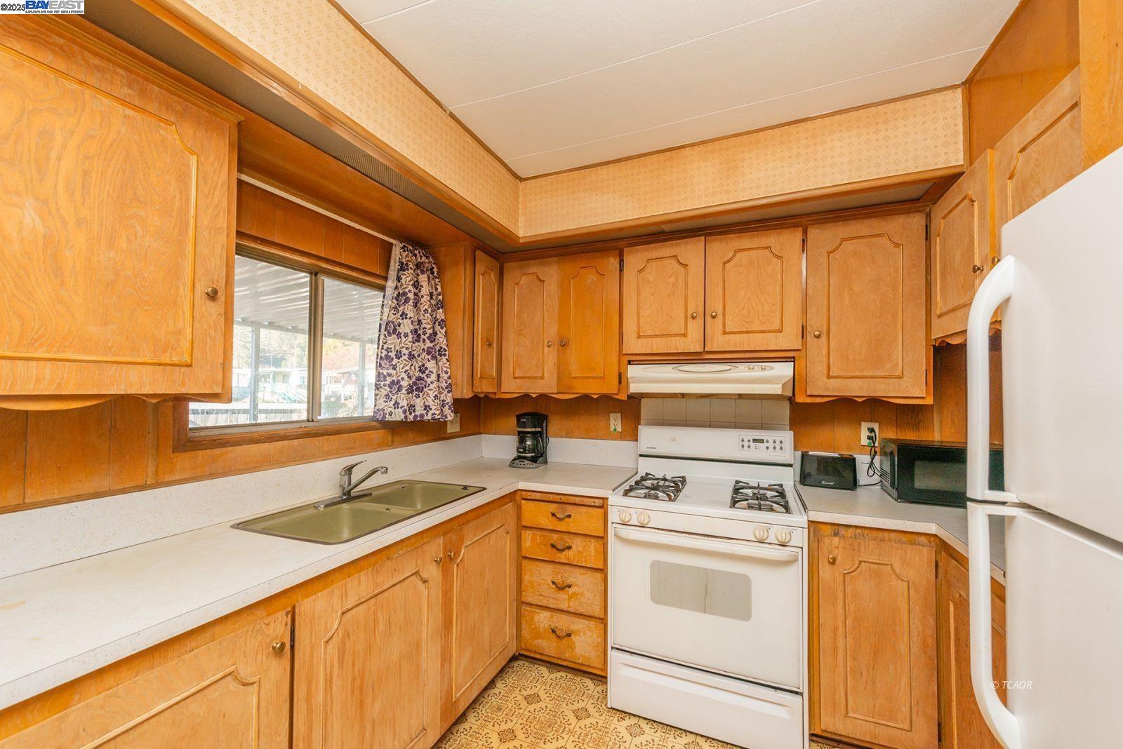 Detail Gallery Image 22 of 50 For 61 Browns Ranch Rd #3,  –,  CA 96093 - 3 Beds | 2 Baths