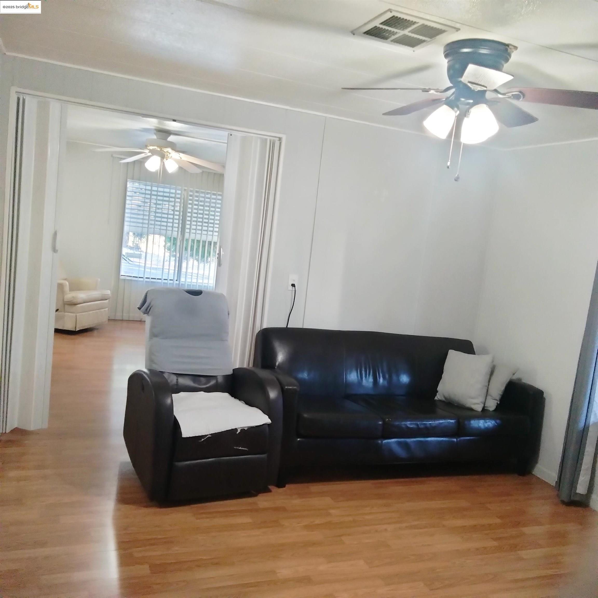 Detail Gallery Image 17 of 19 For 34 Mark Lane, Antioch,  CA 94509-4415 - 2 Beds | 2 Baths