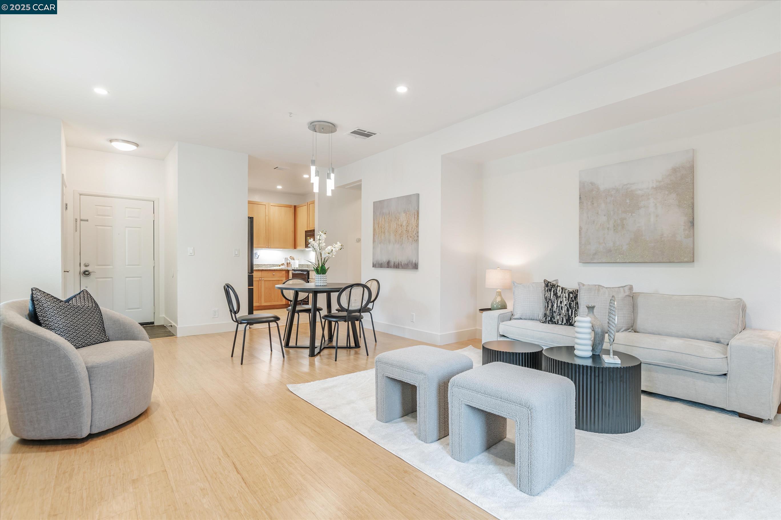 Photo #6: 41083925 Listing 