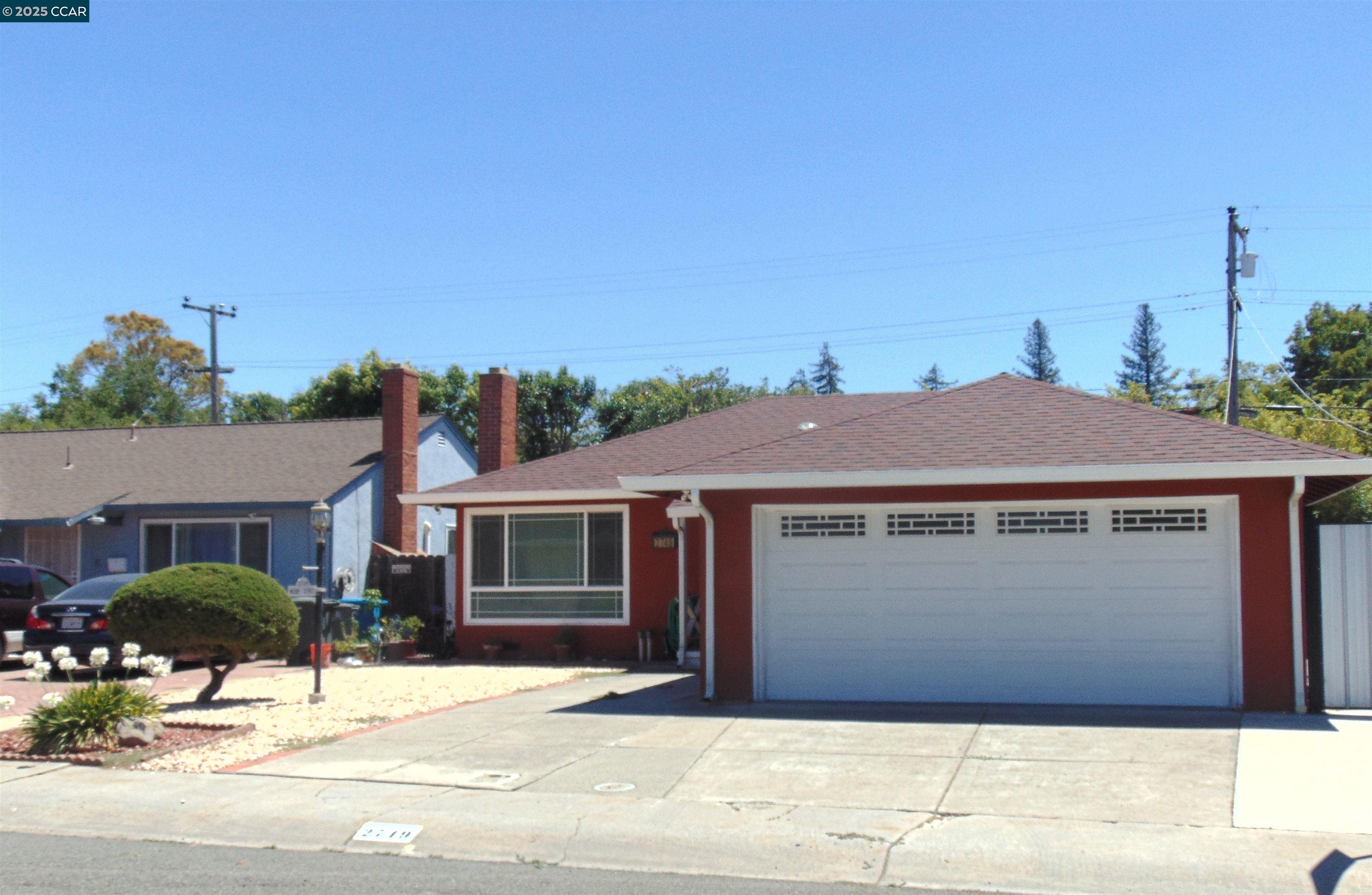 Detail Gallery Image 2 of 11 For 2749 Webb Street, Vallejo,  CA 94591 - 3 Beds | 2 Baths