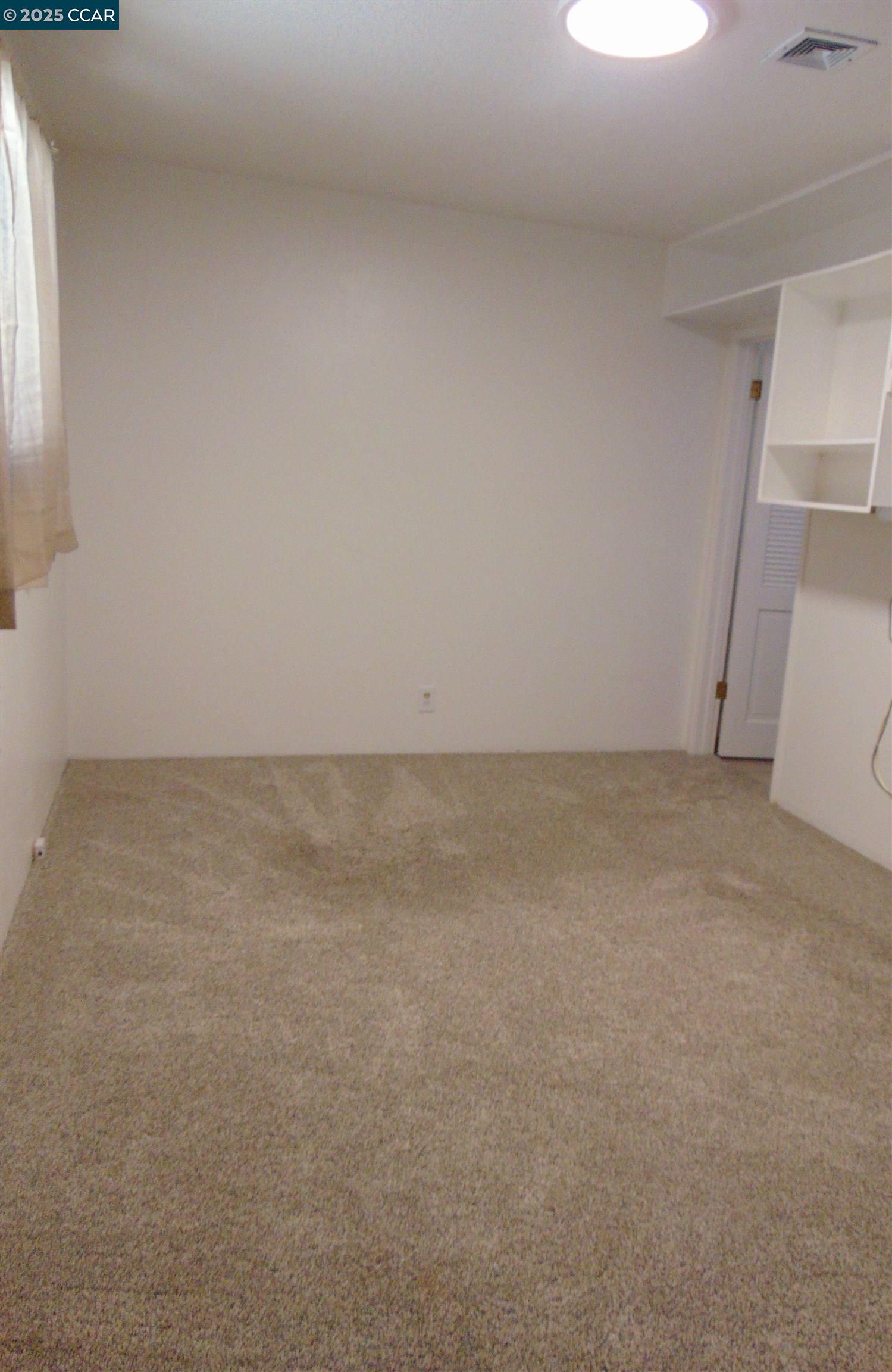 Detail Gallery Image 7 of 11 For 2749 Webb Street, Vallejo,  CA 94591 - 3 Beds | 2 Baths