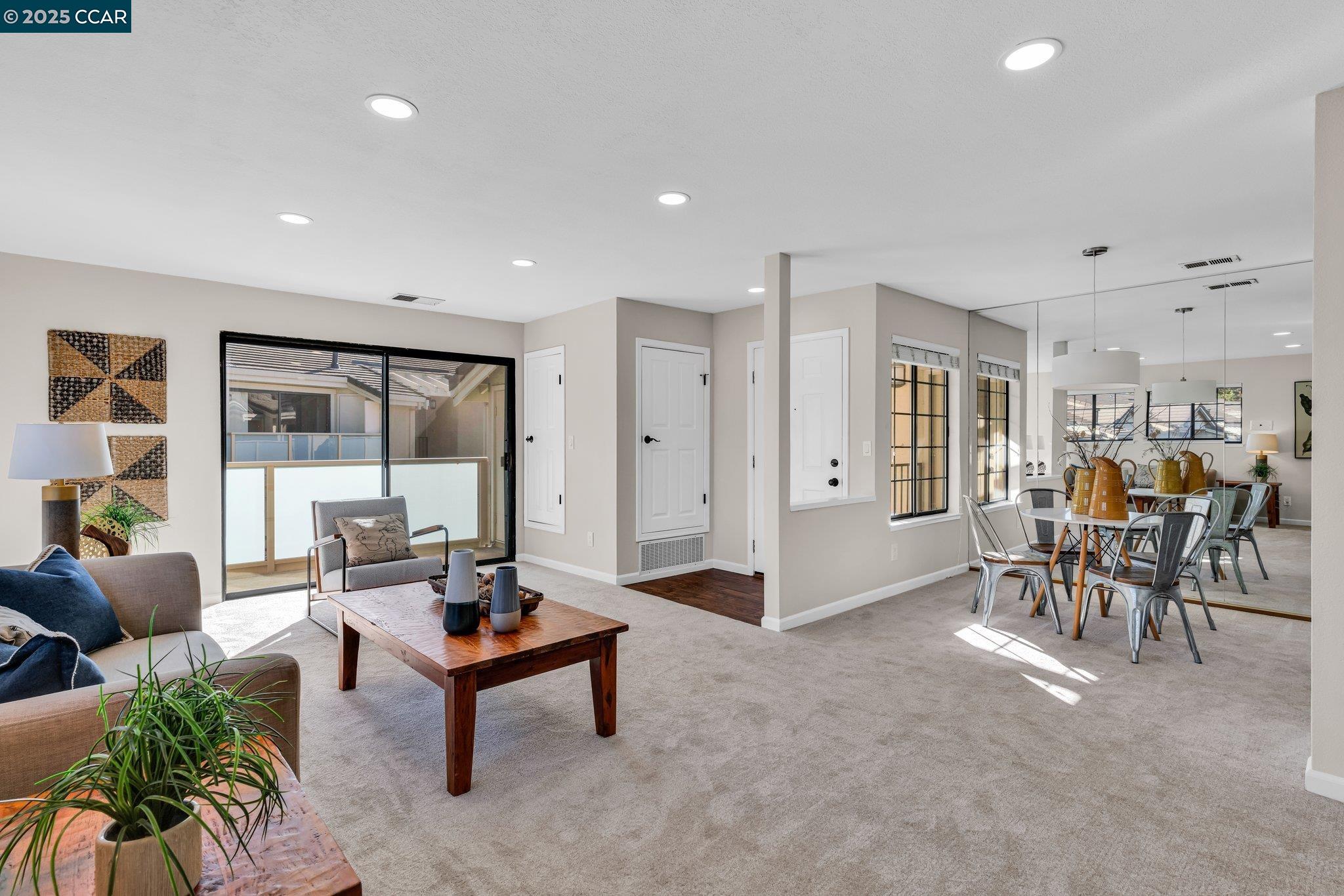 Photo #2: 41083942 Listing 