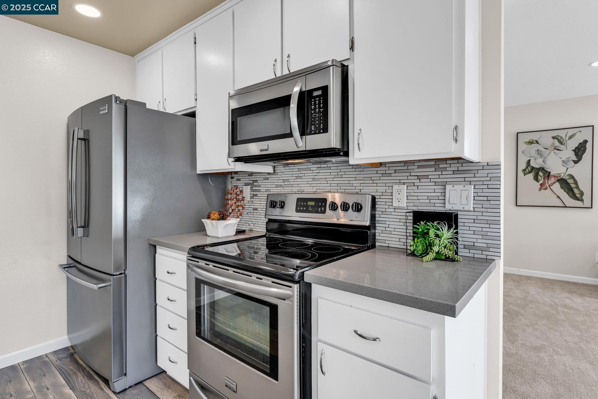 Photo #5: 41083942 Listing 