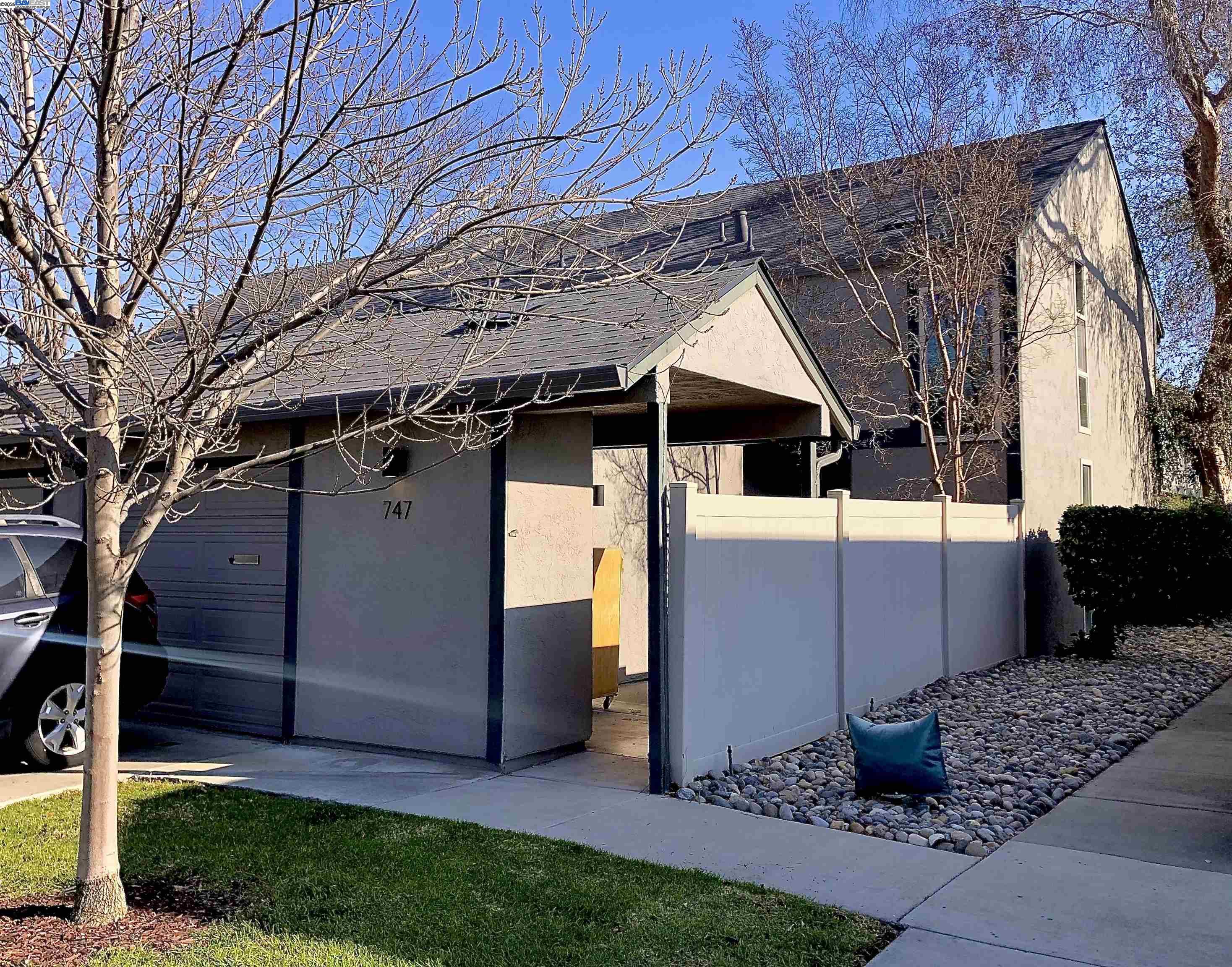 Detail Gallery Image 1 of 1 For 747 Sandpiper Common, Livermore,  CA 94551 - 2 Beds | 1/1 Baths