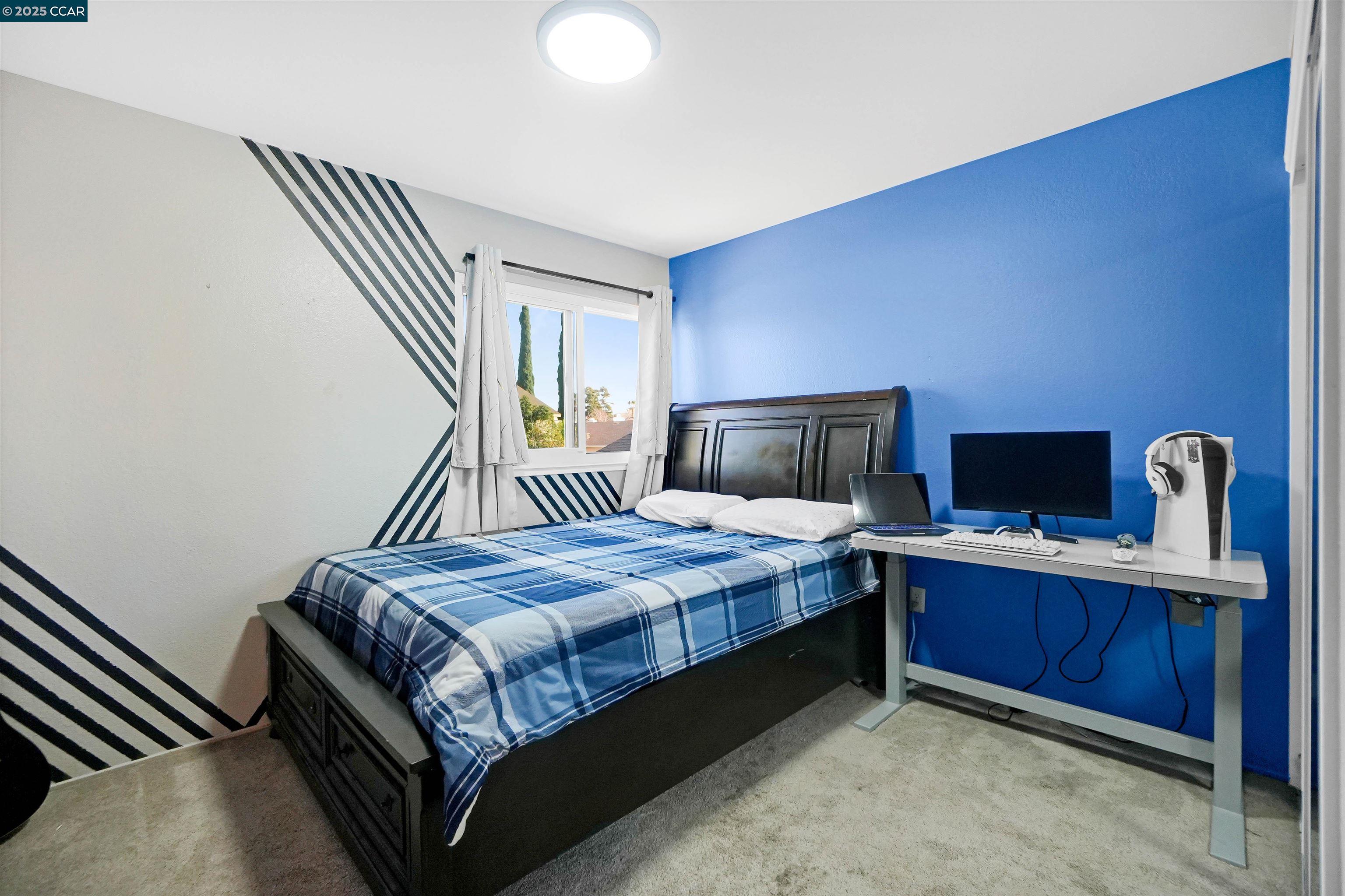 Detail Gallery Image 34 of 44 For 2202 Old Creek Cir, Pittsburg,  CA 94565 - 4 Beds | 2/1 Baths