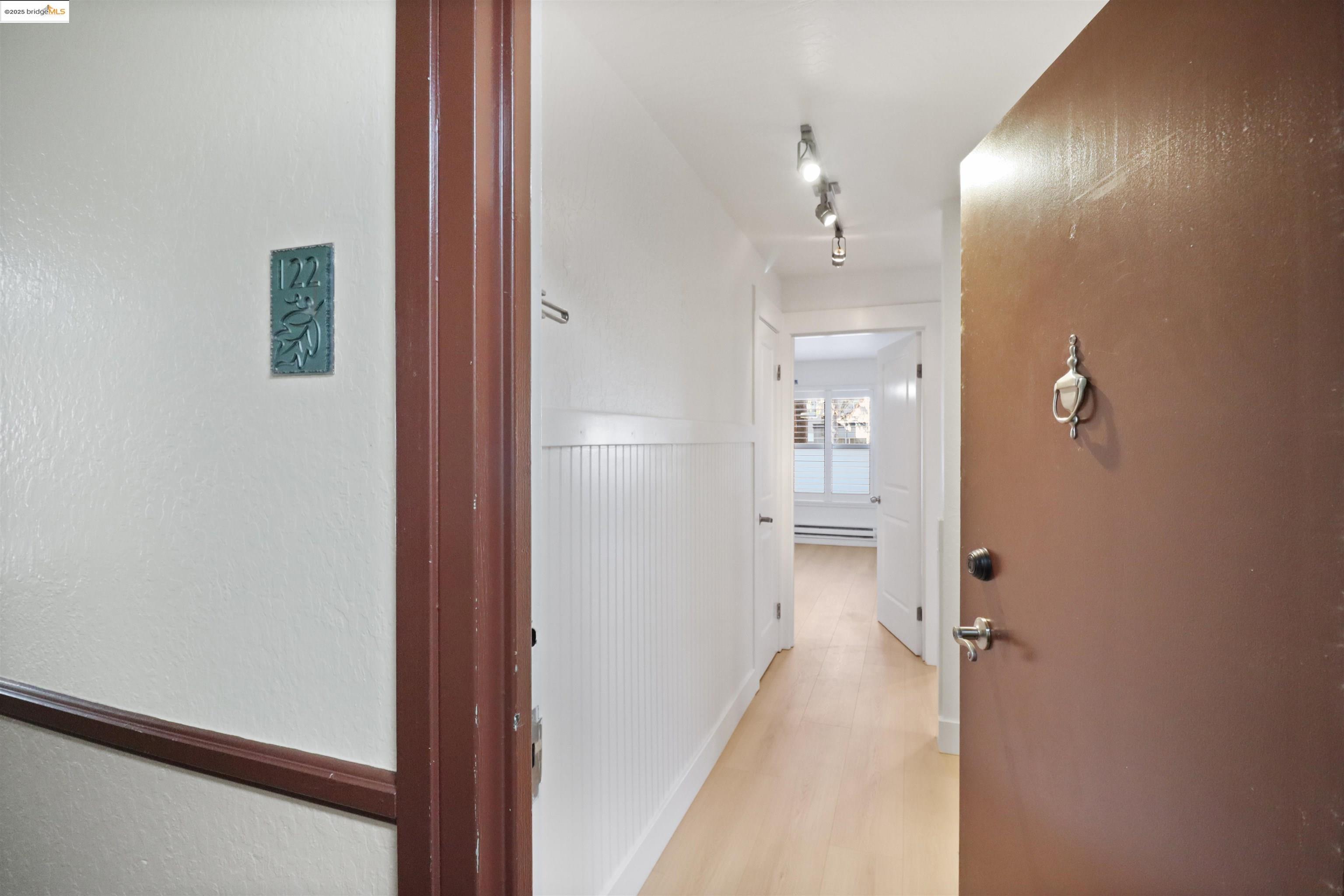 Photo #5: 41083956 Listing 