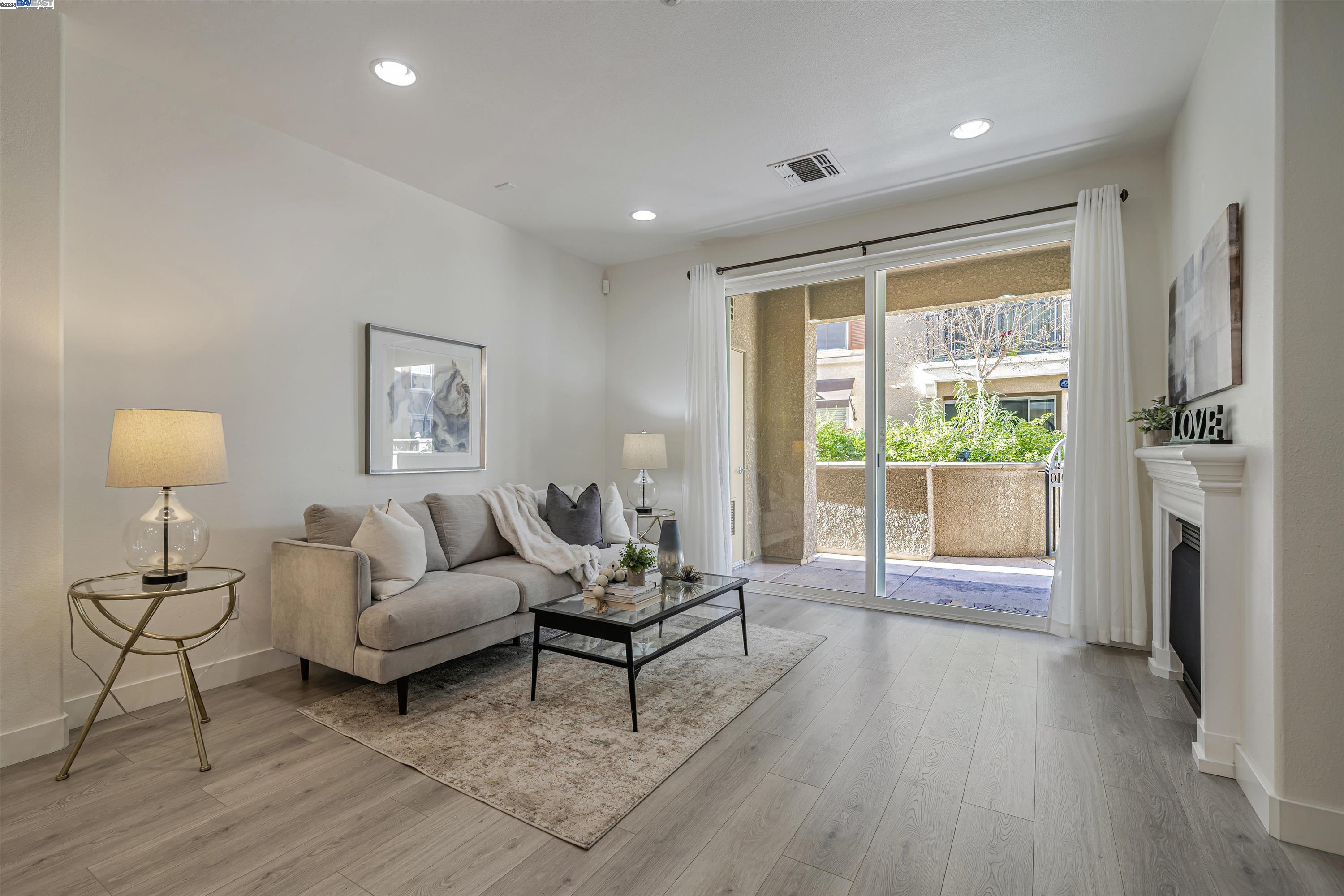 Photo #6: 41083967 Listing 