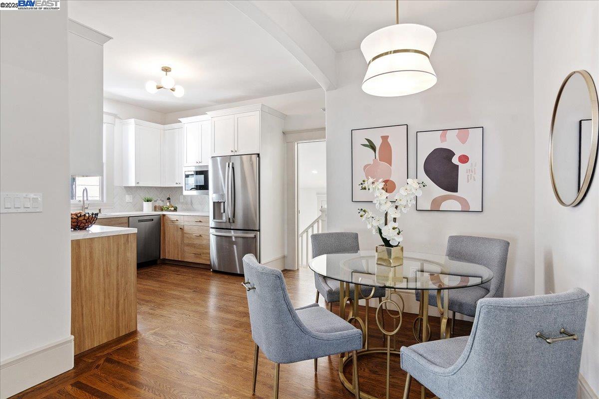 Detail Gallery Image 1 of 1 For 1022 Pacific Ave, Alameda,  CA 94501 - 3 Beds | 3 Baths