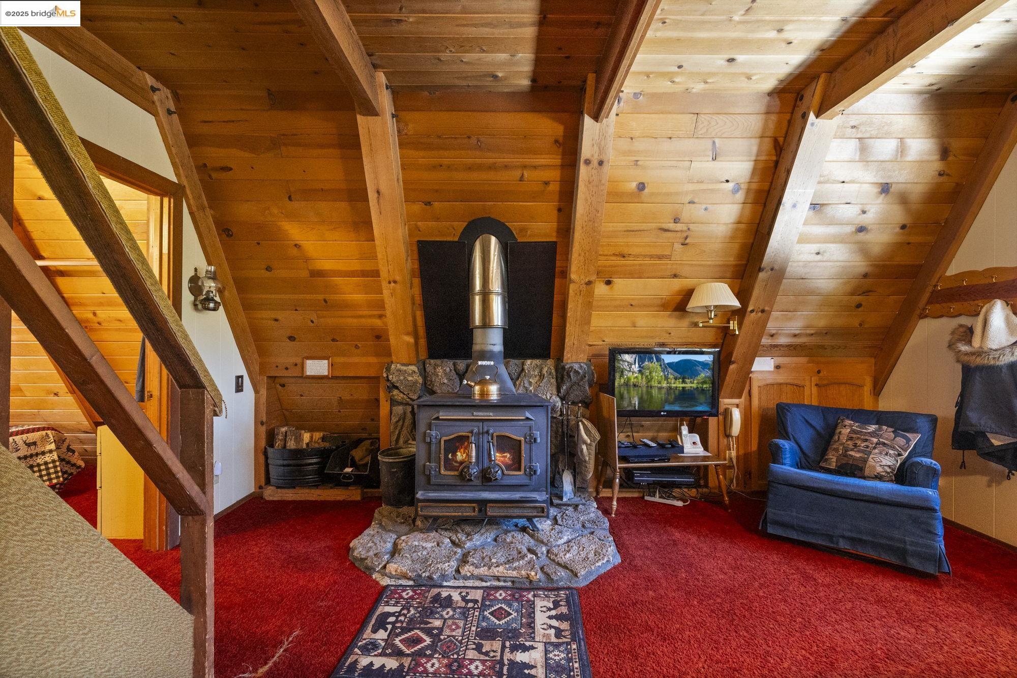 Detail Gallery Image 8 of 17 For 25336 Rebekah, Long Barn,  CA 95335-9776 - 2 Beds | 1 Baths