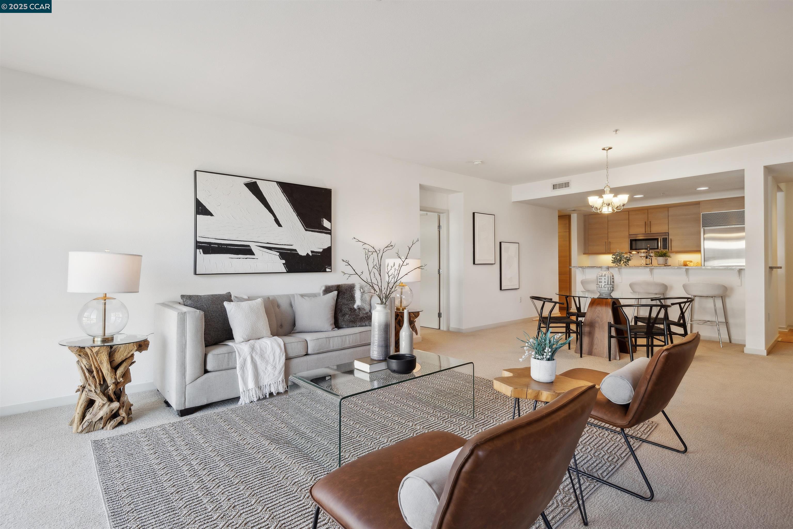 Photo #6: 41084010 Listing 