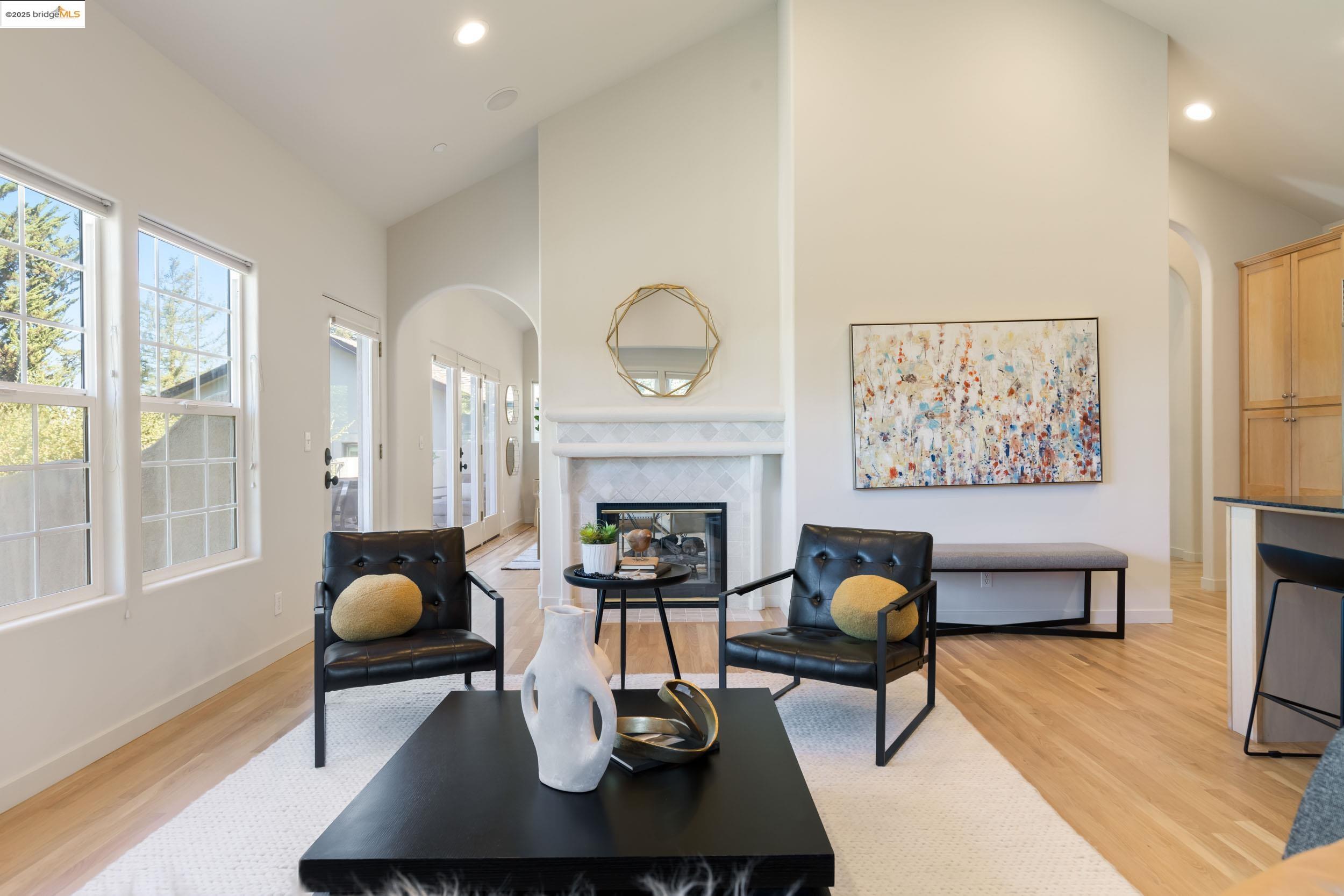 50 Pine Hills Ct, Oakland, California 94611, 4 Bedrooms Bedrooms, 9 Rooms Rooms,3 BathroomsBathrooms,Residential,For Sale,50 Pine Hills Ct,41084032