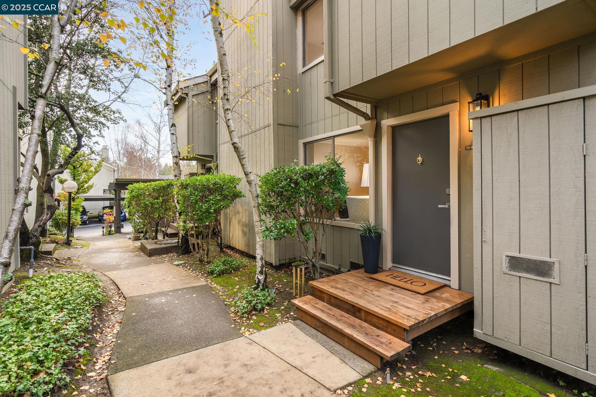 MLS: 41084051 Condo For Sale
