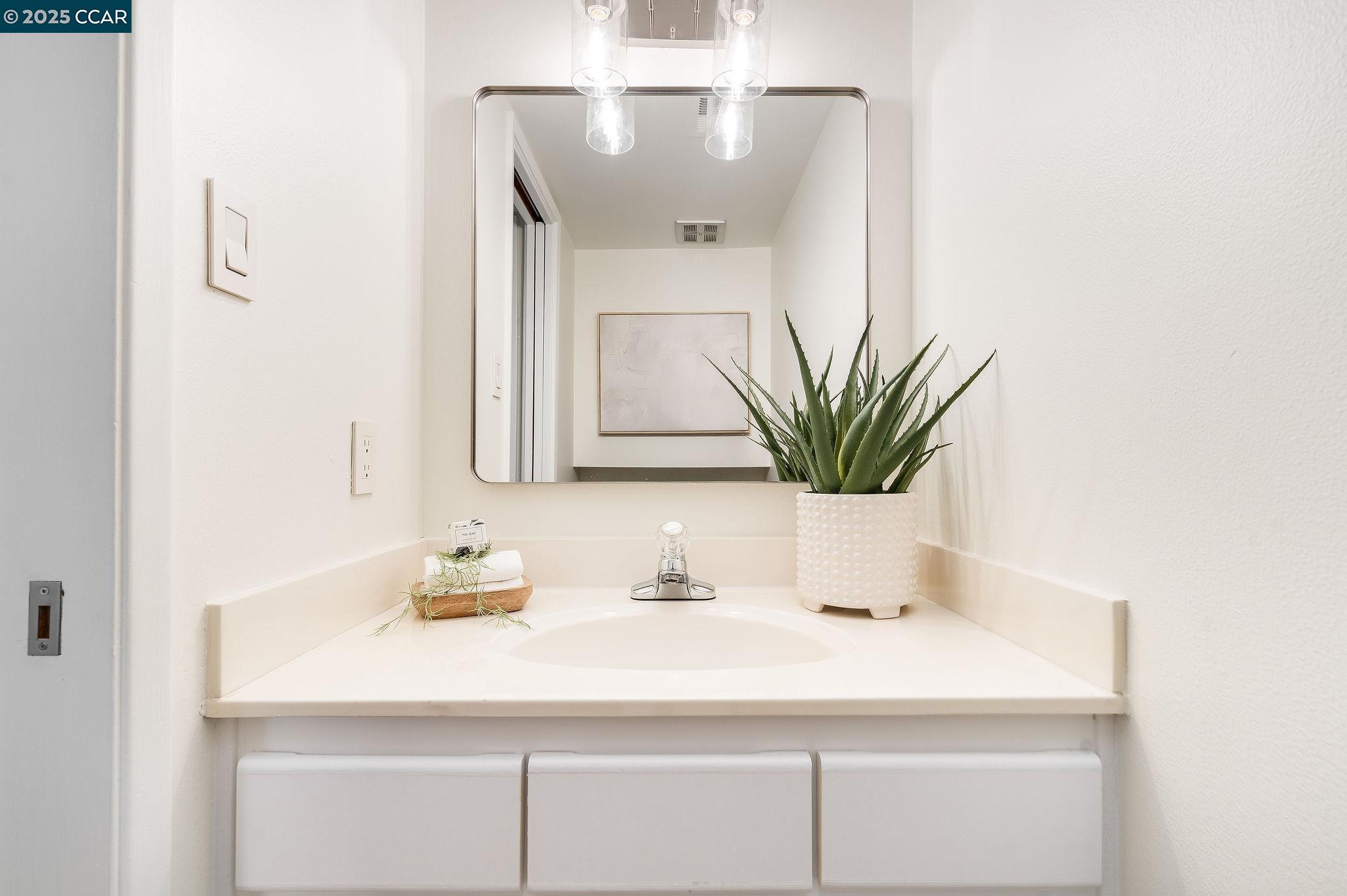 Photo #16: 41084051 Listing: Photo #16
