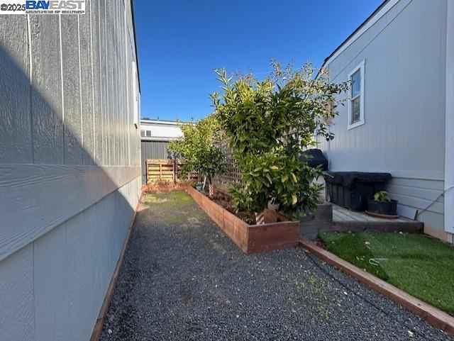 Detail Gallery Image 26 of 35 For 3015 E Bayshore Road #129,  Redwood City,  CA 94063 - 3 Beds | 2 Baths