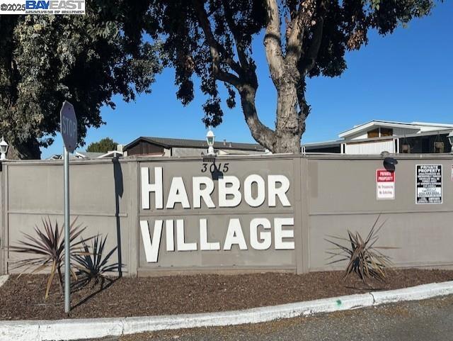 Detail Gallery Image 27 of 35 For 3015 E Bayshore Road #129,  Redwood City,  CA 94063 - 3 Beds | 2 Baths