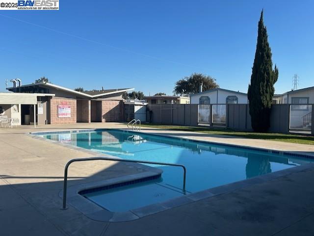 Detail Gallery Image 29 of 35 For 3015 E Bayshore Road #129,  Redwood City,  CA 94063 - 3 Beds | 2 Baths