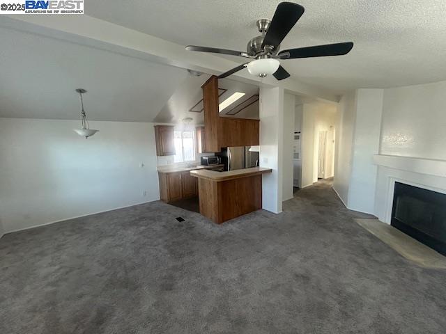 Detail Gallery Image 4 of 35 For 3015 E Bayshore Road #129,  Redwood City,  CA 94063 - 3 Beds | 2 Baths