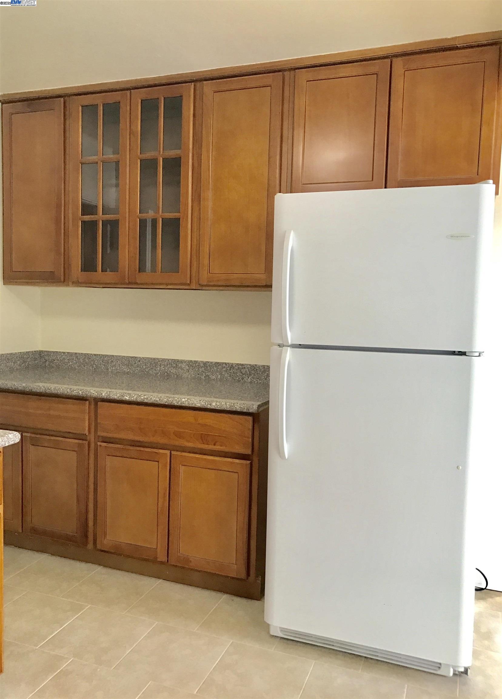 2511 Truman Ave, Oakland, California 94605, 4 Bedrooms Bedrooms, 7 Rooms Rooms,2 BathroomsBathrooms,Residential,For Sale,2511 Truman Ave,41084071