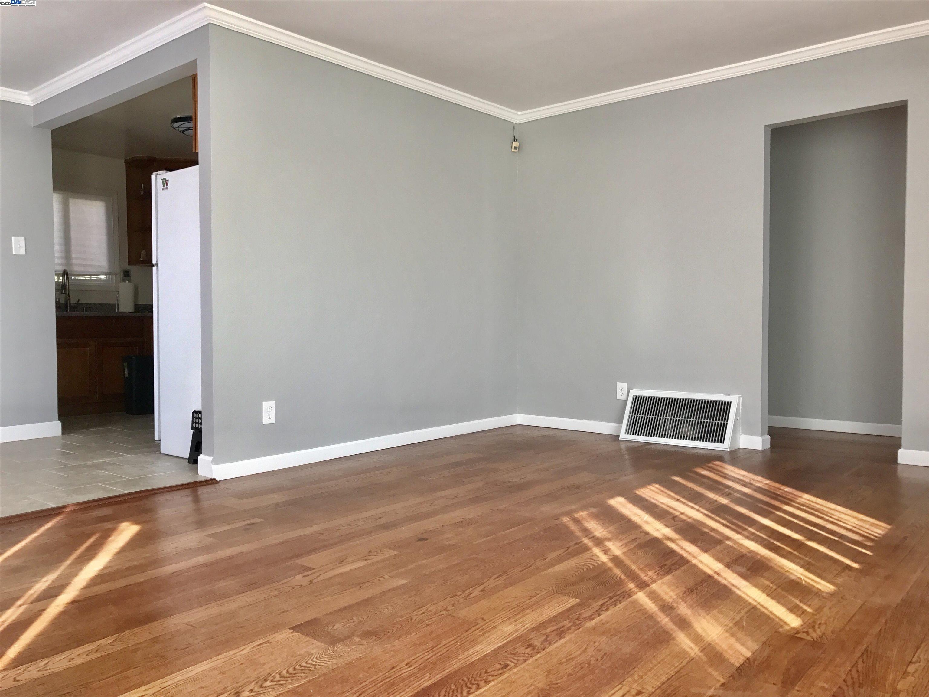 2511 Truman Ave, Oakland, California 94605, 4 Bedrooms Bedrooms, 7 Rooms Rooms,2 BathroomsBathrooms,Residential,For Sale,2511 Truman Ave,41084071