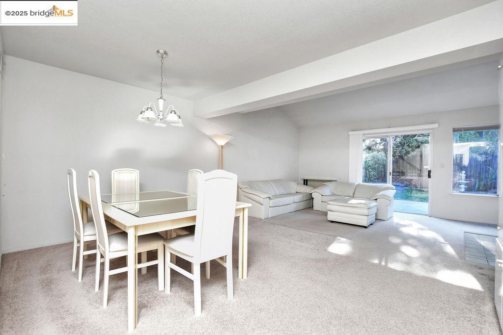 Photo #5: 41084088 Listing: Photo #5
