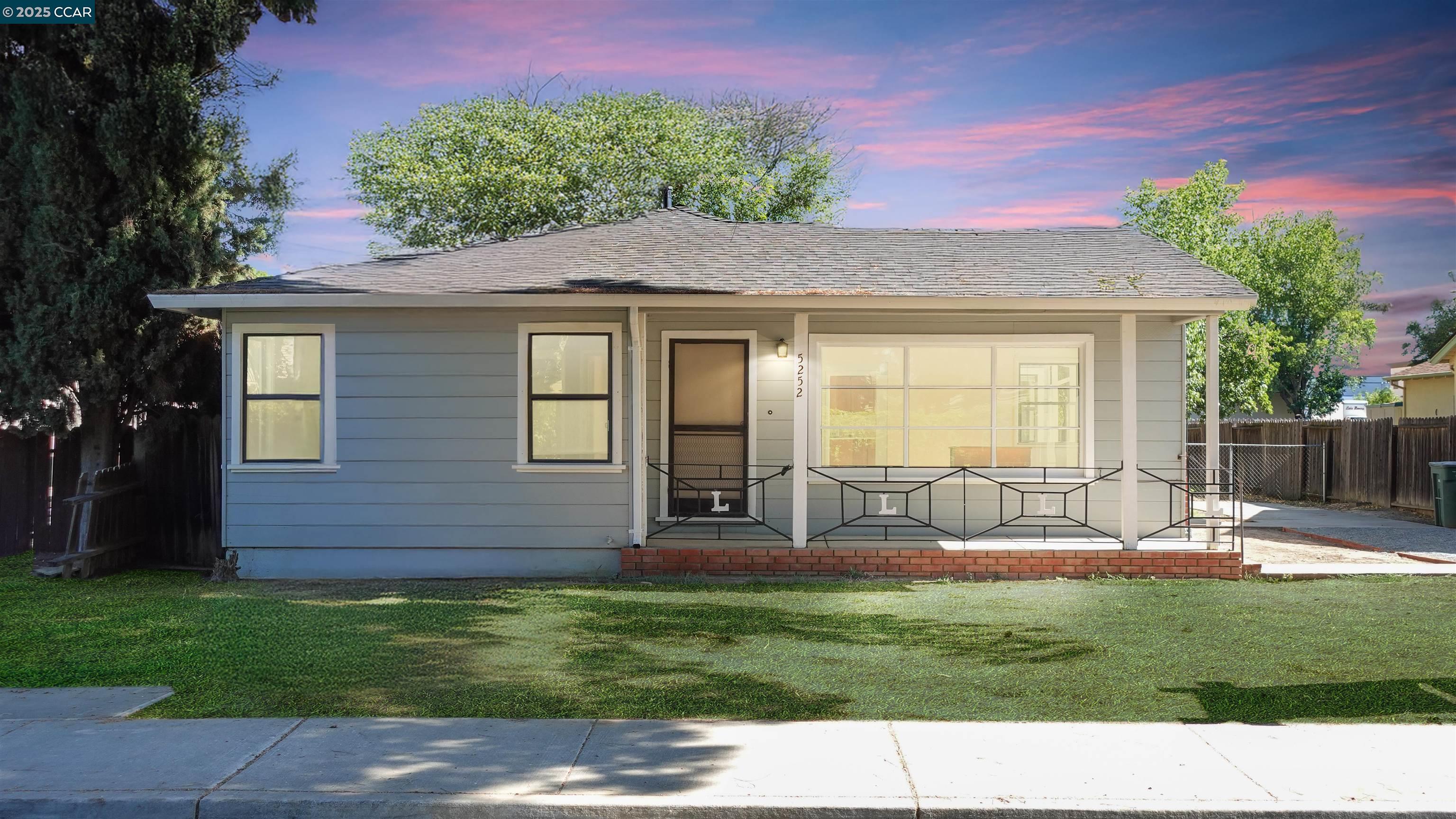 Detail Gallery Image 1 of 1 For 5252 Balfour Rd, Brentwood,  CA 94513 - 3 Beds | 1 Baths