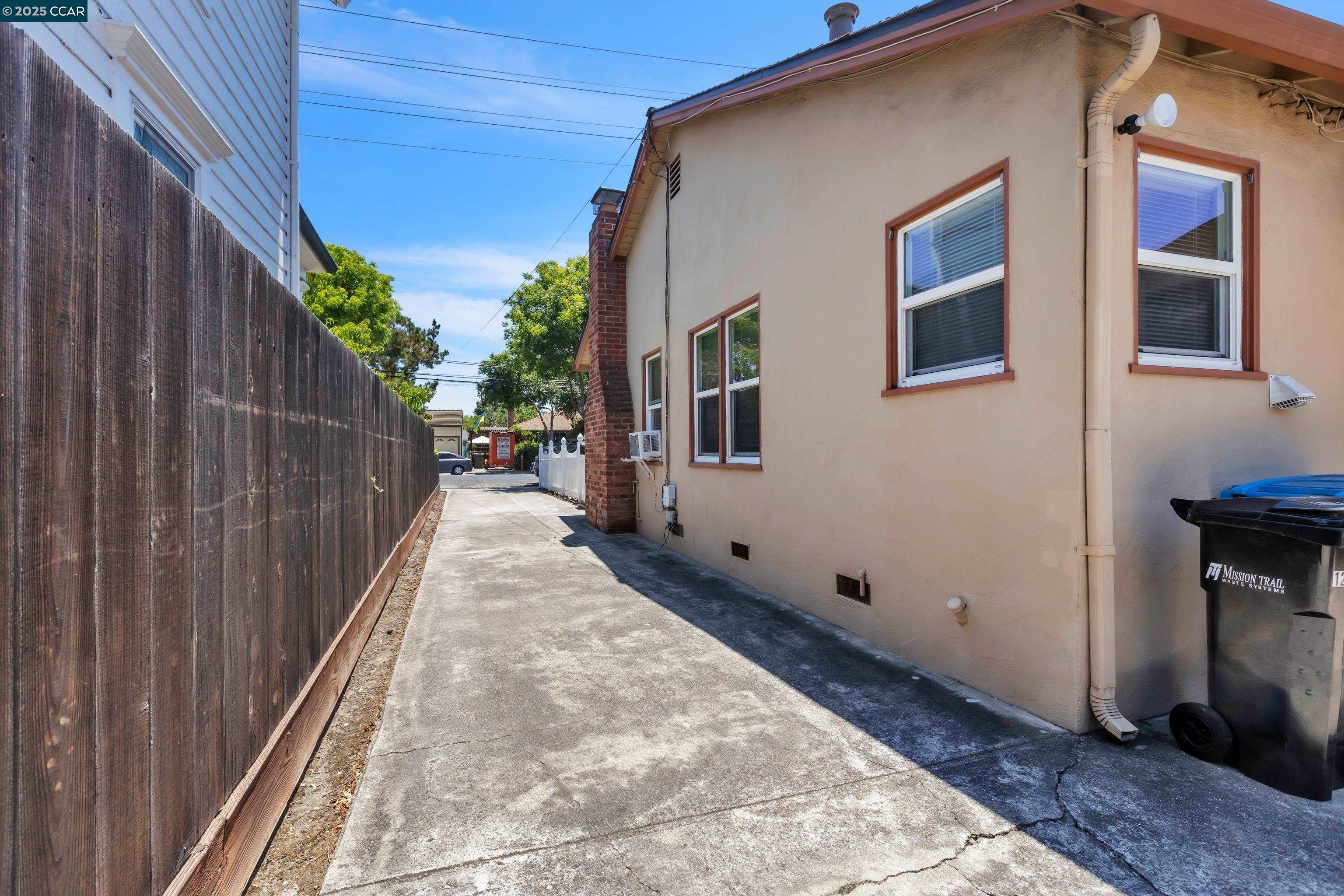 Detail Gallery Image 10 of 58 For 1239 Harrison St, Santa Clara,  CA 95050 - – Beds | – Baths