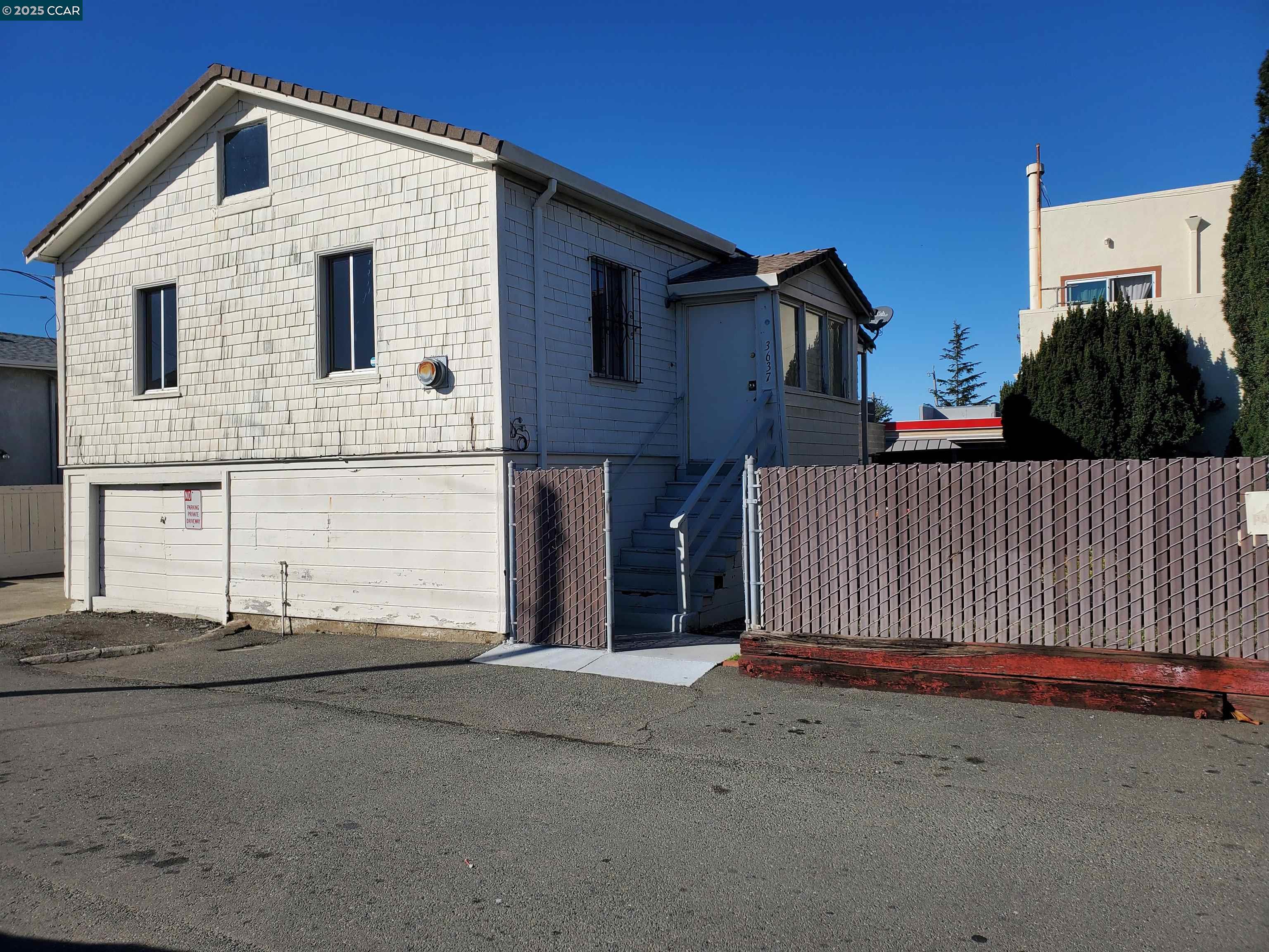 Detail Gallery Image 2 of 27 For 3637 Natalie Ct, Richmond,  CA 94805 - 2 Beds | 1 Baths