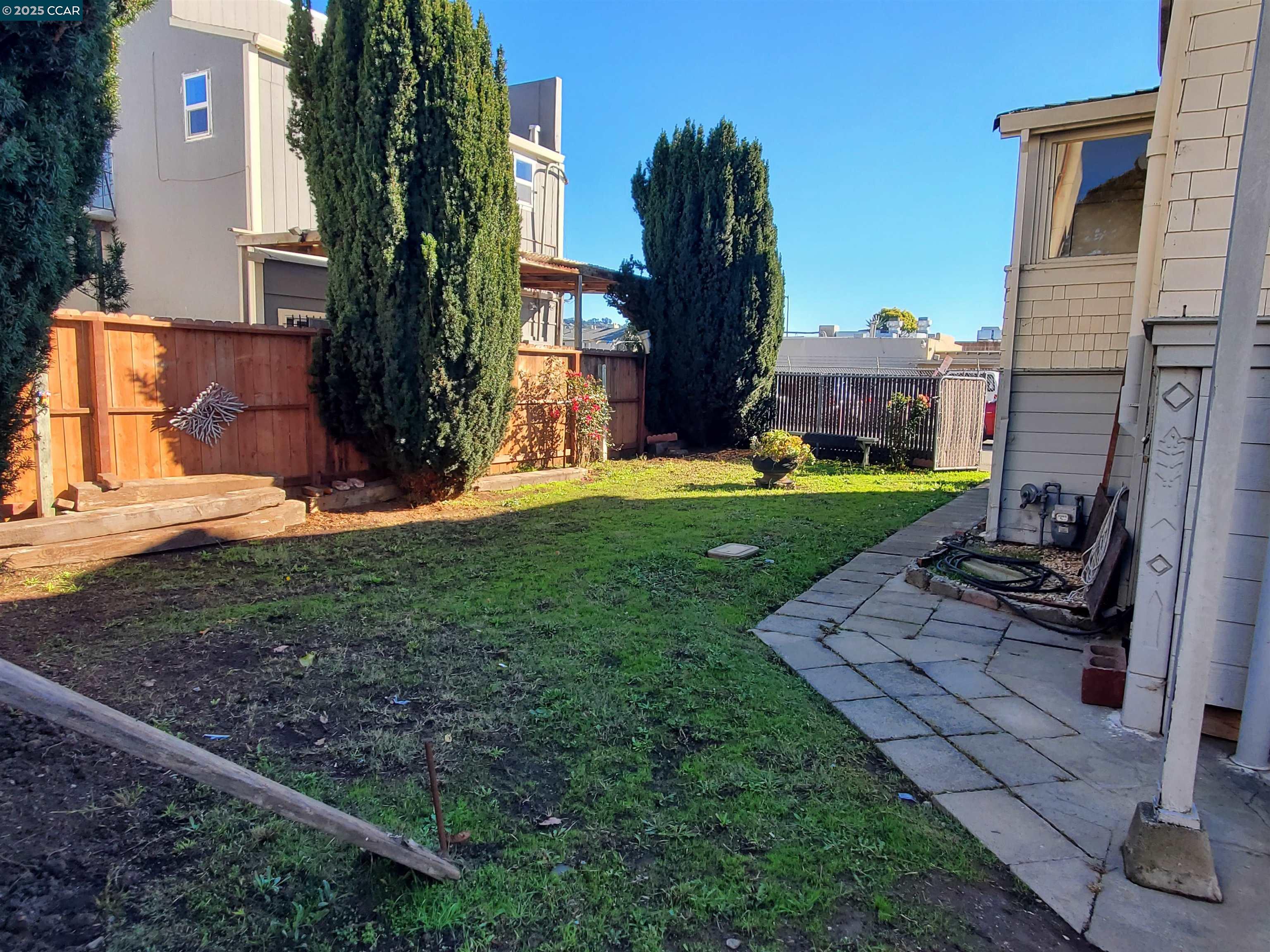 Detail Gallery Image 4 of 27 For 3637 Natalie Ct, Richmond,  CA 94805 - 2 Beds | 1 Baths