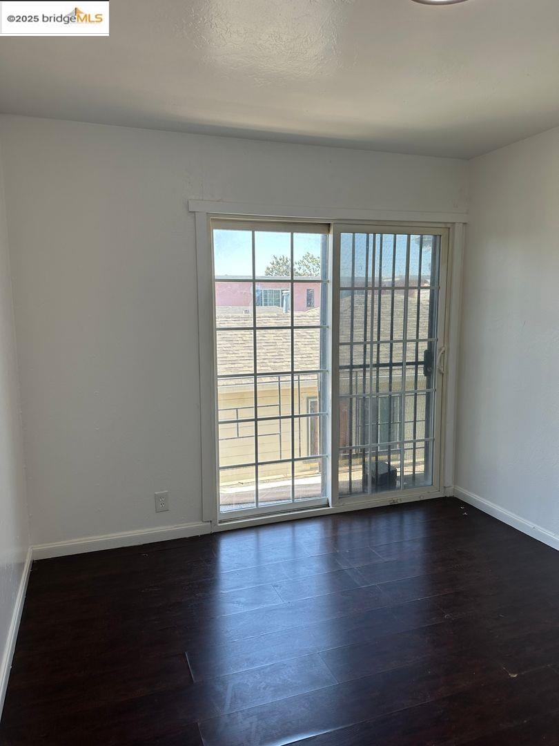 Detail Gallery Image 8 of 17 For 2657 79th Ave, Oakland,  CA 94605 - – Beds | – Baths