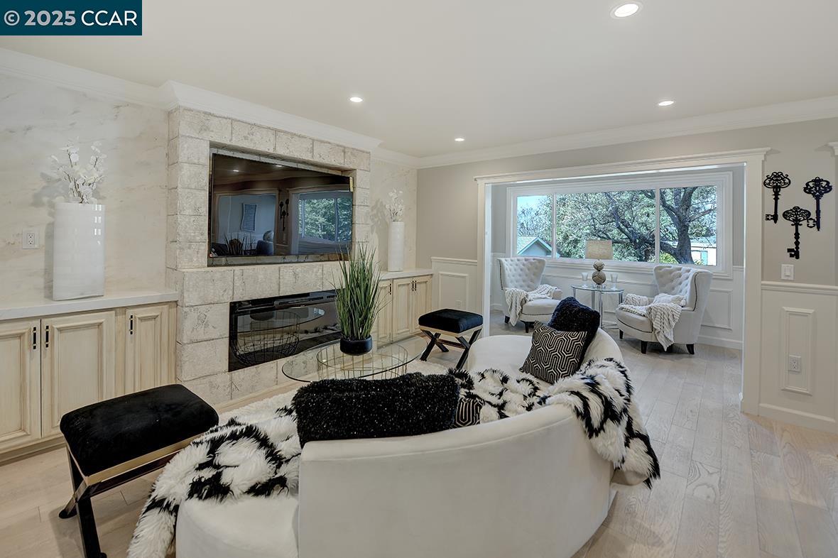 Photo #6: 41084106 Listing 