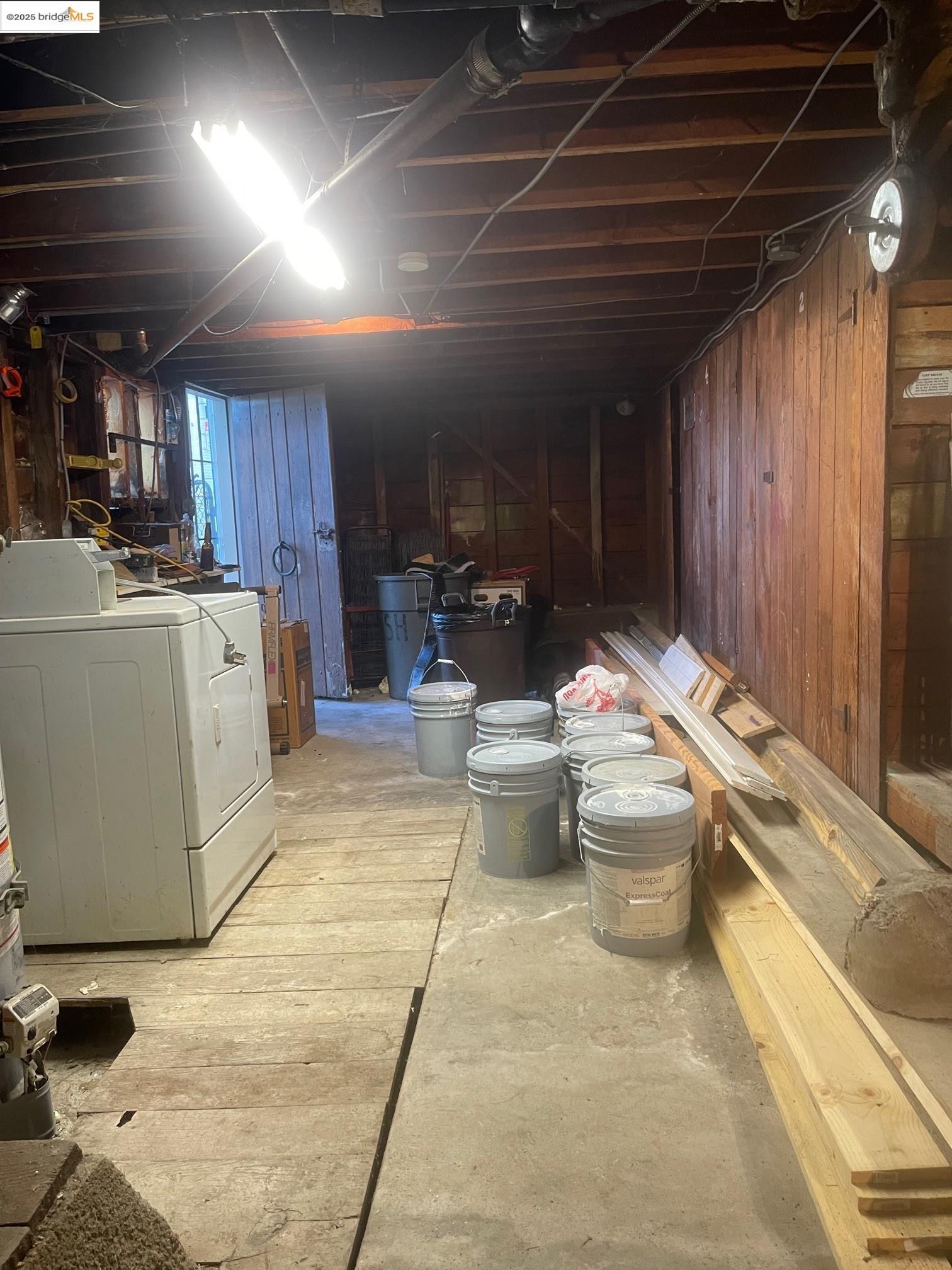 Detail Gallery Image 40 of 48 For 1864 11th Ave, Oakland,  CA 94606 - – Beds | – Baths