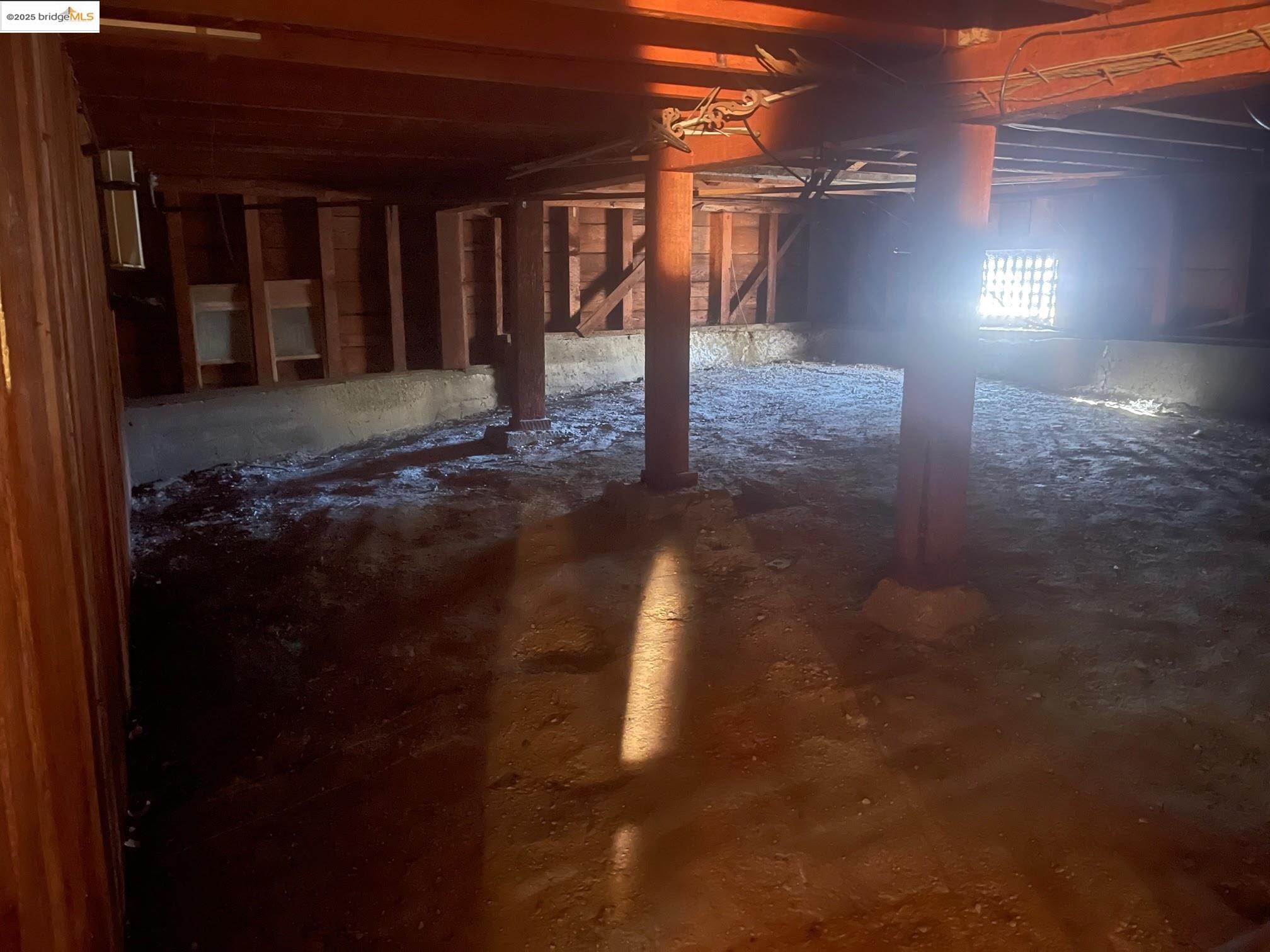 Detail Gallery Image 43 of 48 For 1864 11th Ave, Oakland,  CA 94606 - – Beds | – Baths