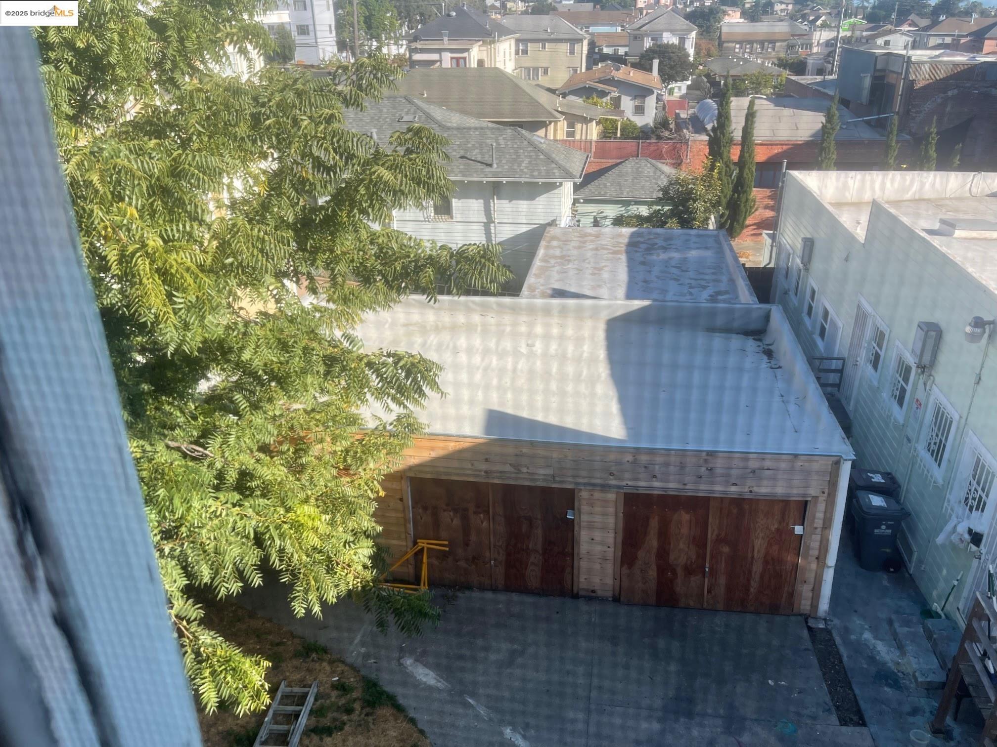 Detail Gallery Image 44 of 48 For 1864 11th Ave, Oakland,  CA 94606 - – Beds | – Baths