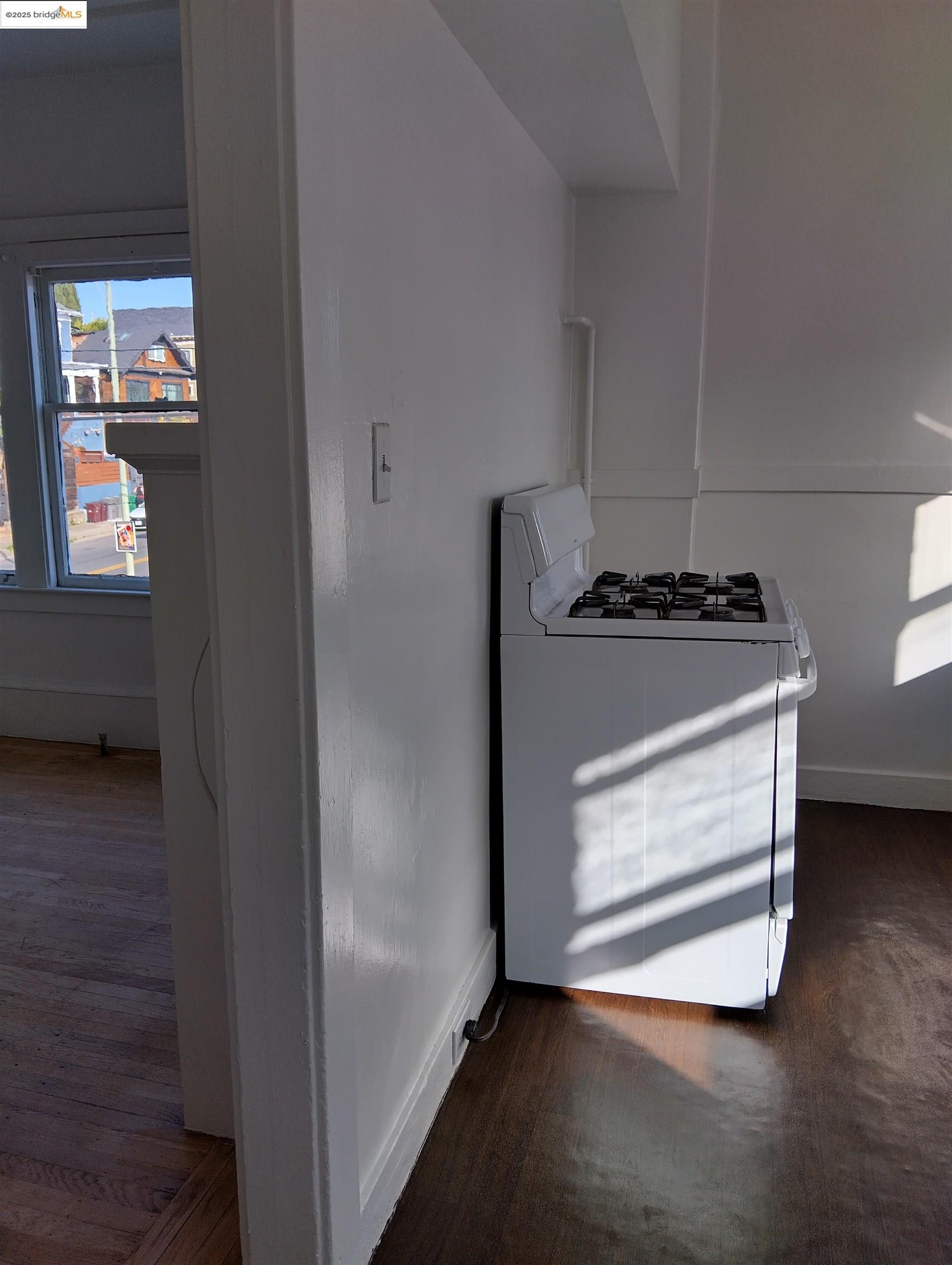 property-img