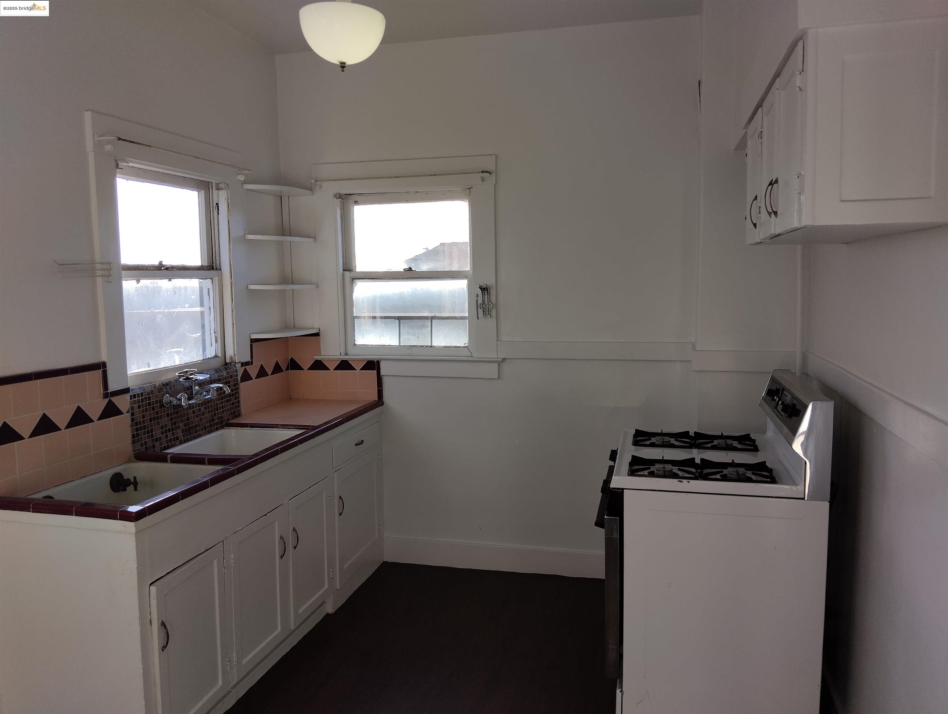 property-img
