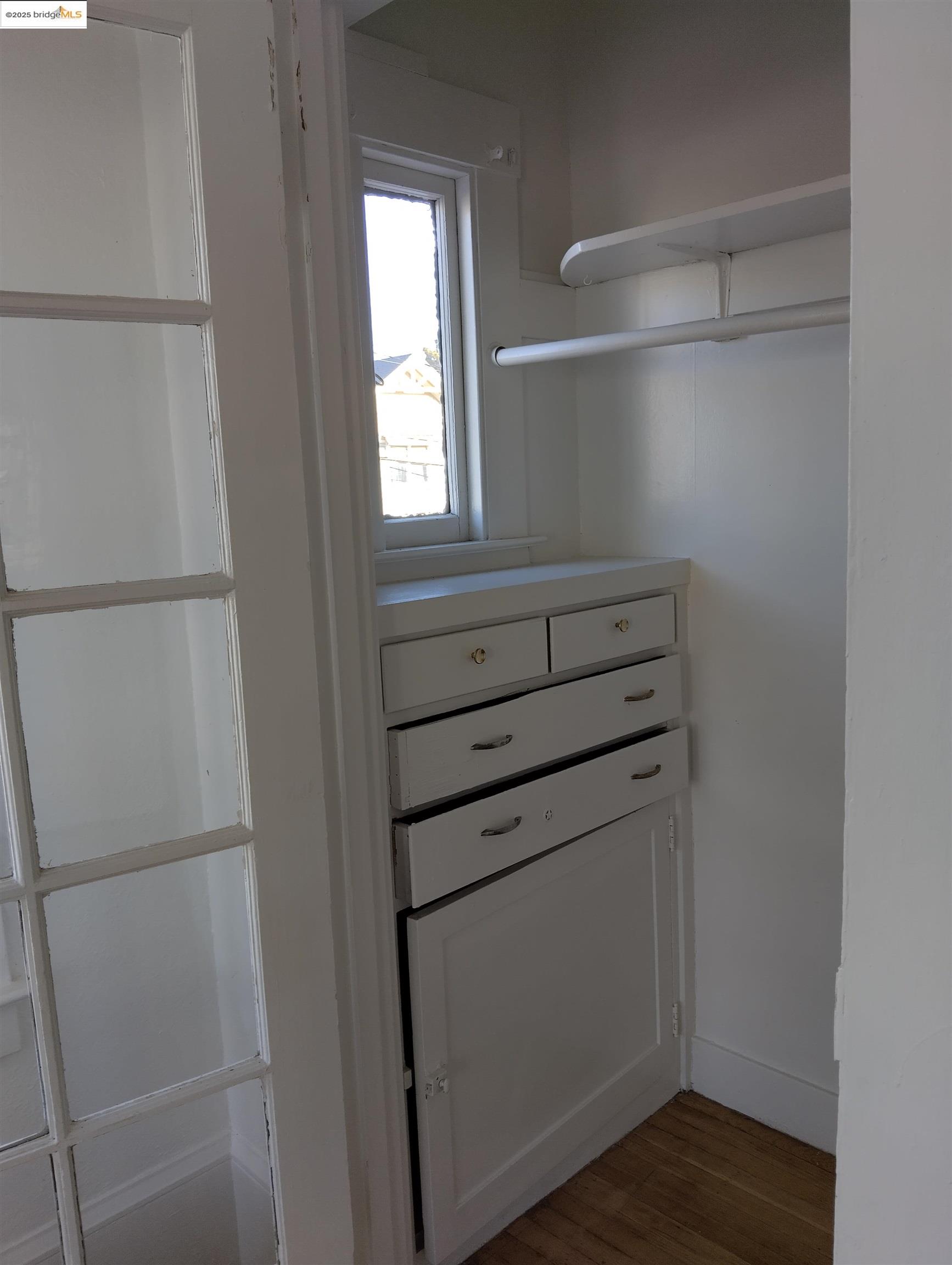 property-img