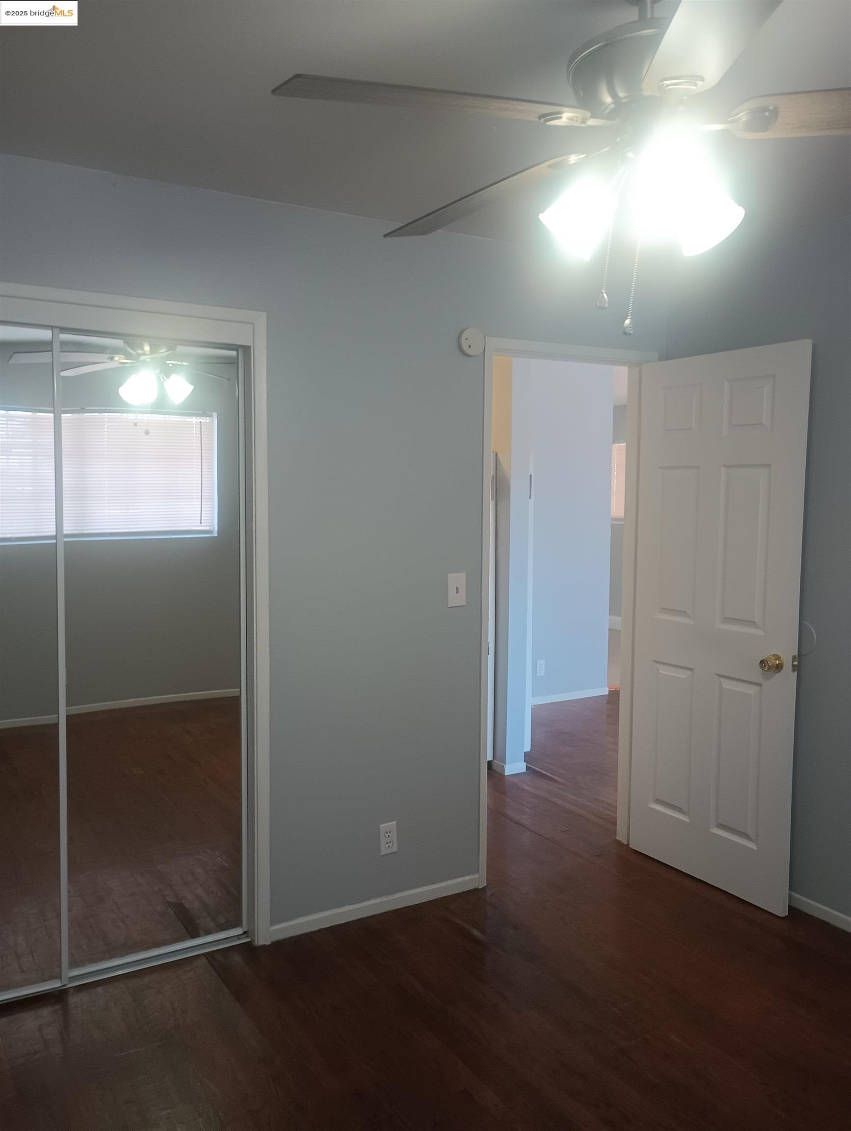 property-img