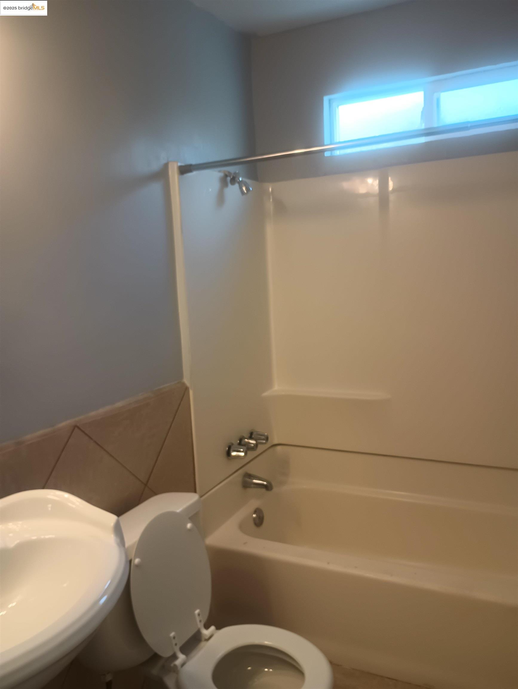 property-img