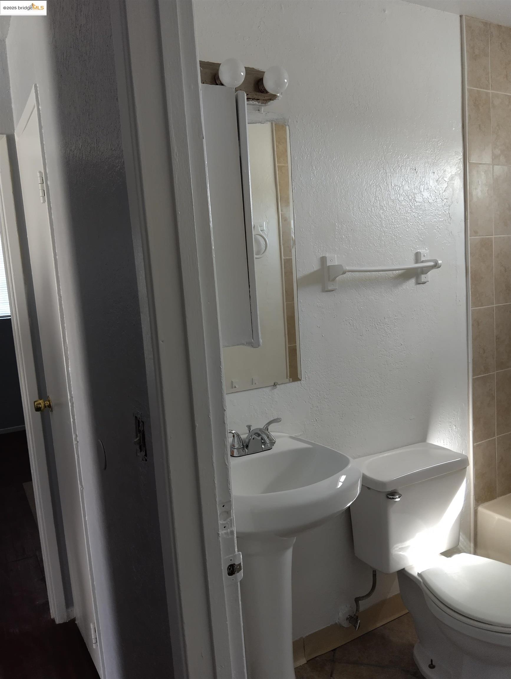 property-img