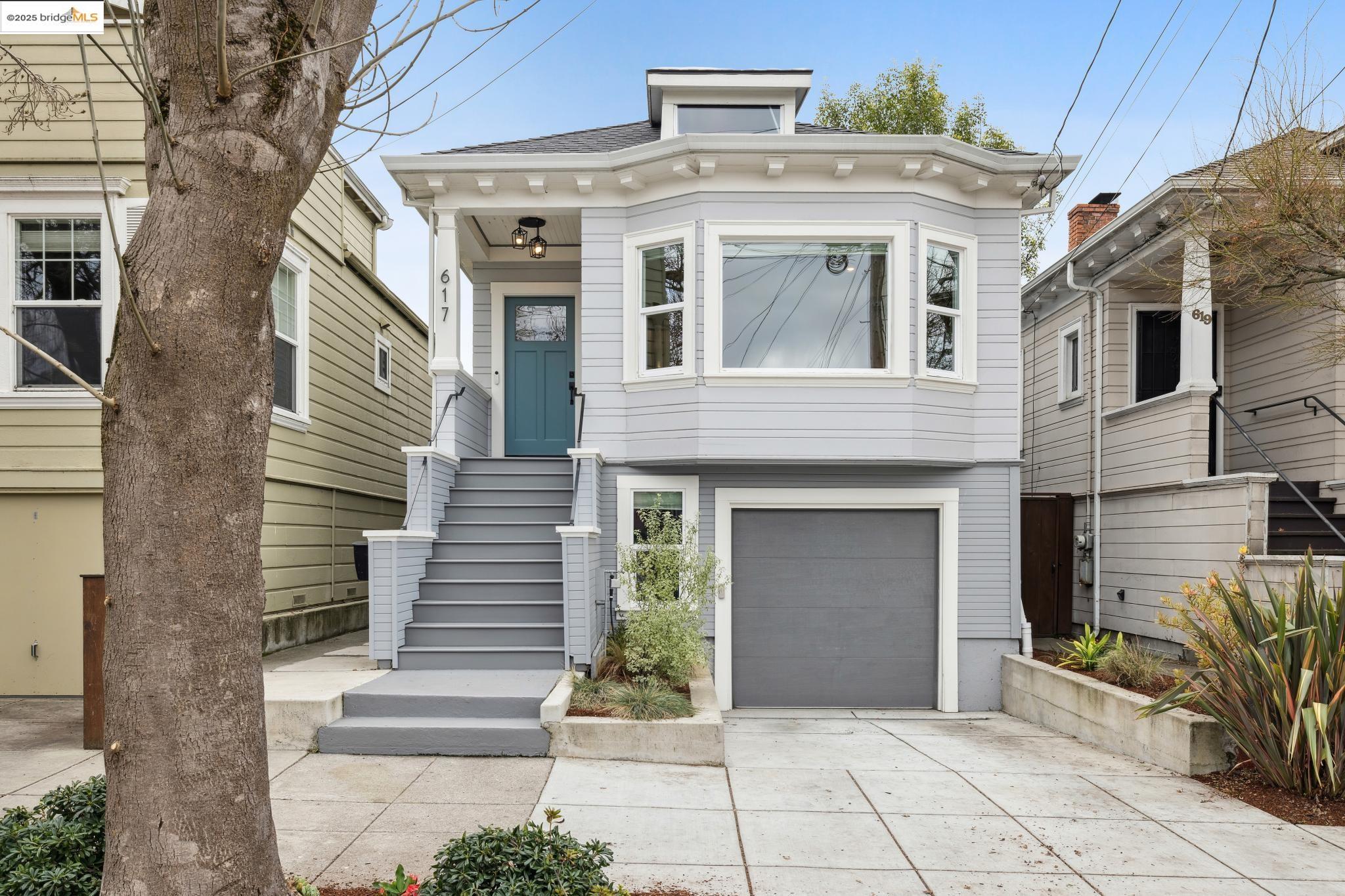 Detail Gallery Image 1 of 55 For 617 59th St, Oakland,  CA 94609 - 4 Beds | 3 Baths