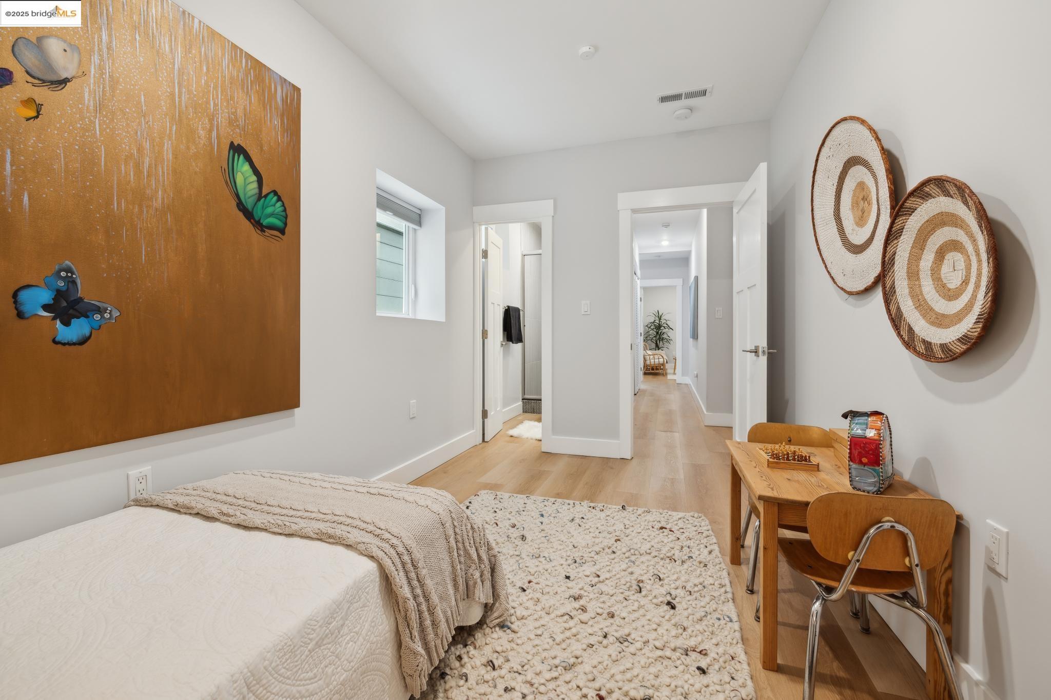 Detail Gallery Image 34 of 55 For 617 59th St, Oakland,  CA 94609 - 4 Beds | 3 Baths