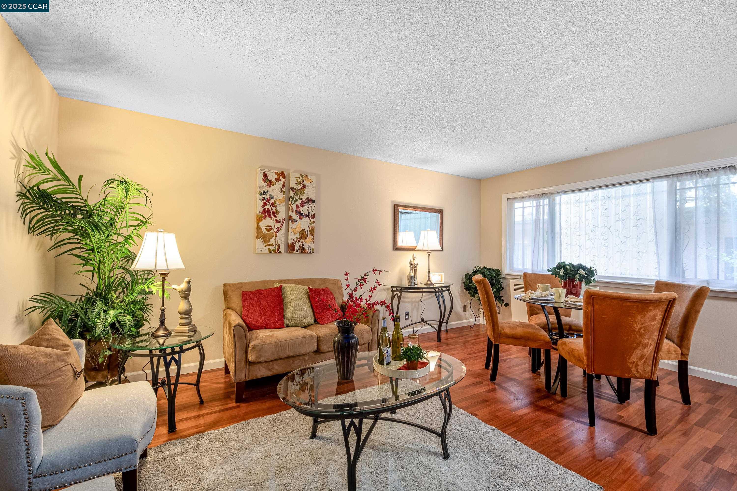 Photo #6: 41084135 Listing: Photo #6