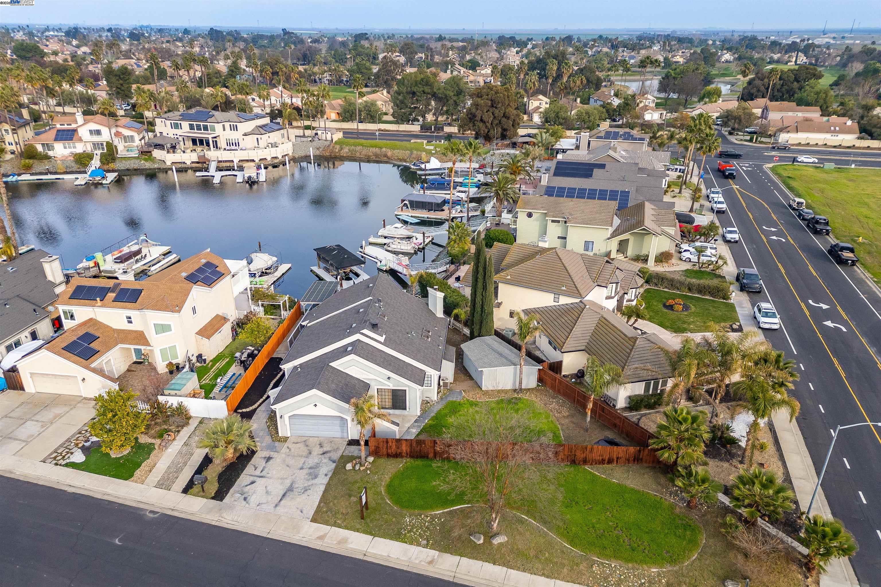 Detail Gallery Image 1 of 1 For 2337 Cove Ct, Discovery Bay,  CA 94505 - 3 Beds | 2 Baths