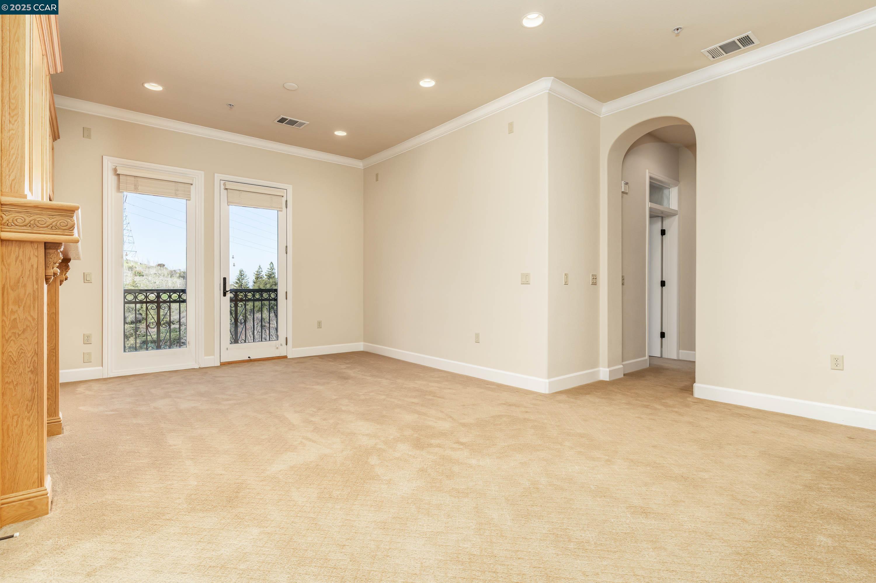 Detail Gallery Image 13 of 59 For 1146 Waltz Ct, Vallejo,  CA 94591 - 2 Beds | 2 Baths